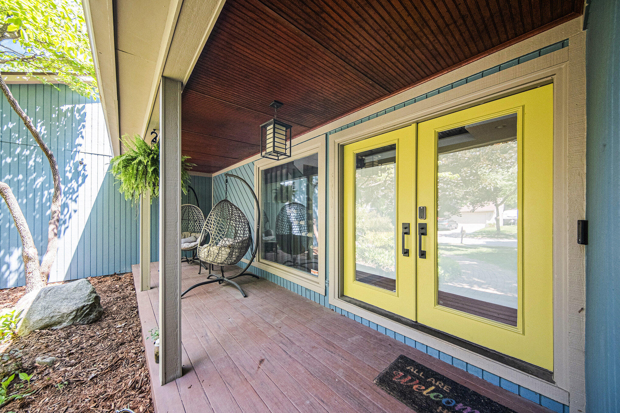 1410 N Folkstone Court