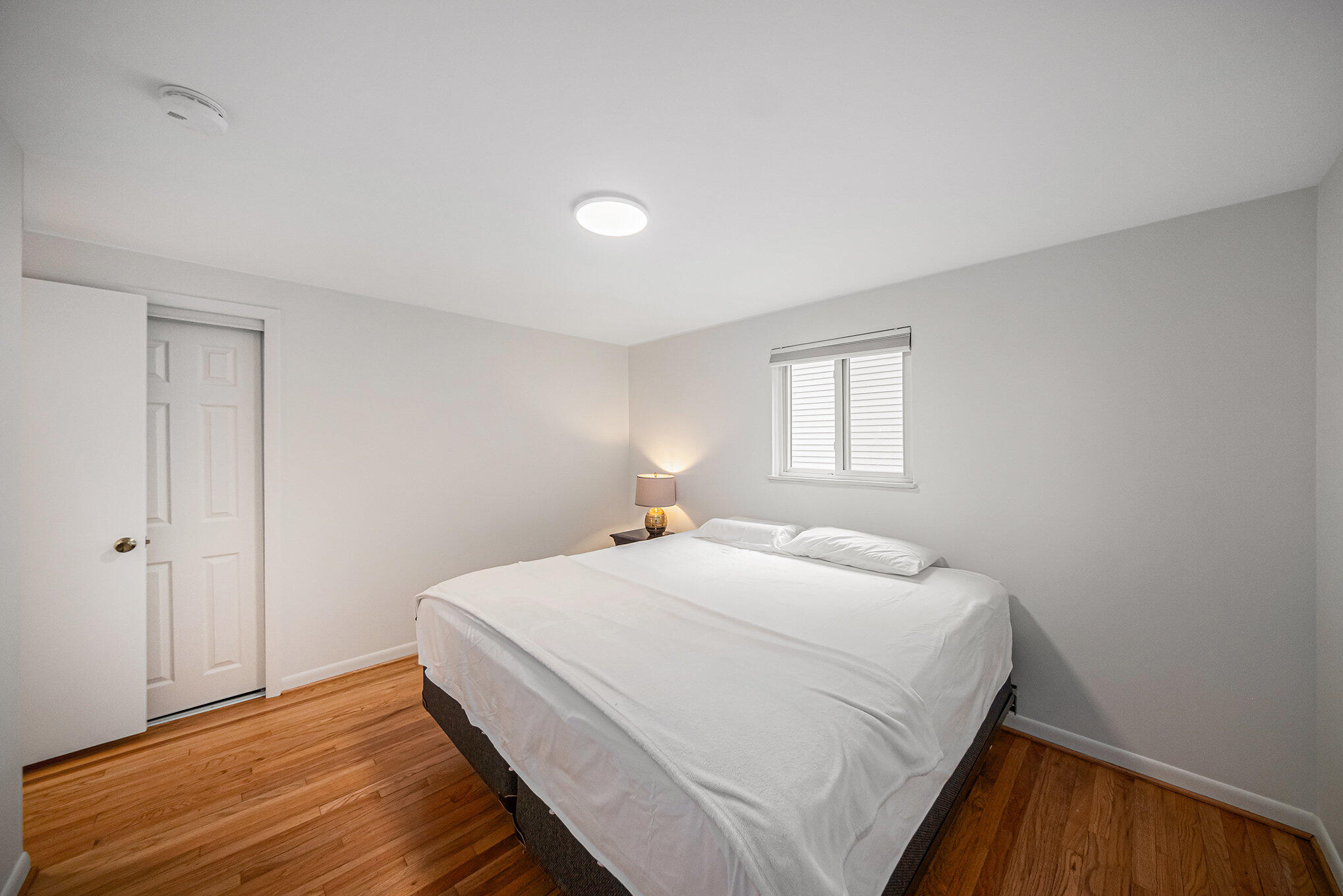 2402 Victoria Avenue