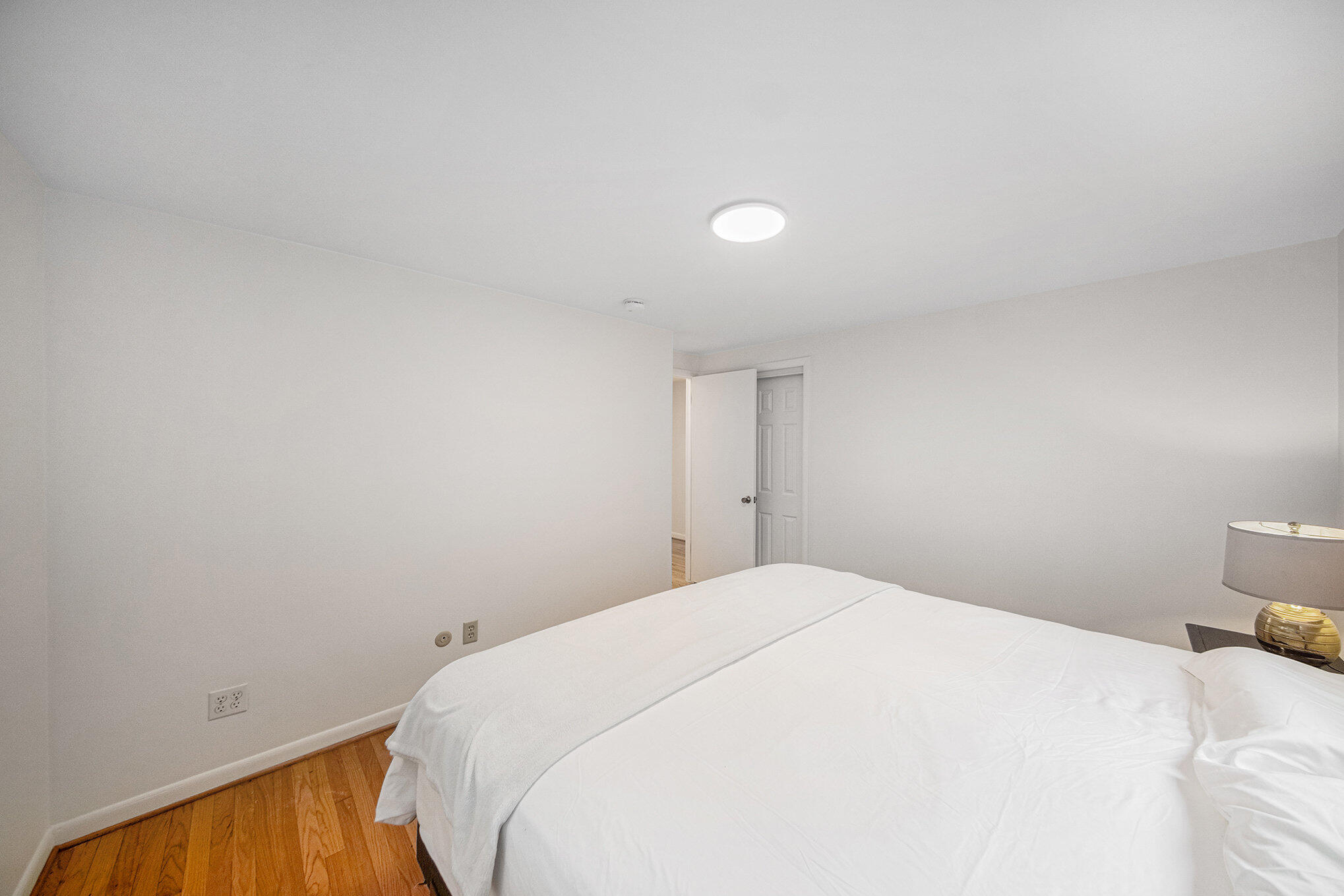 2402 Victoria Avenue