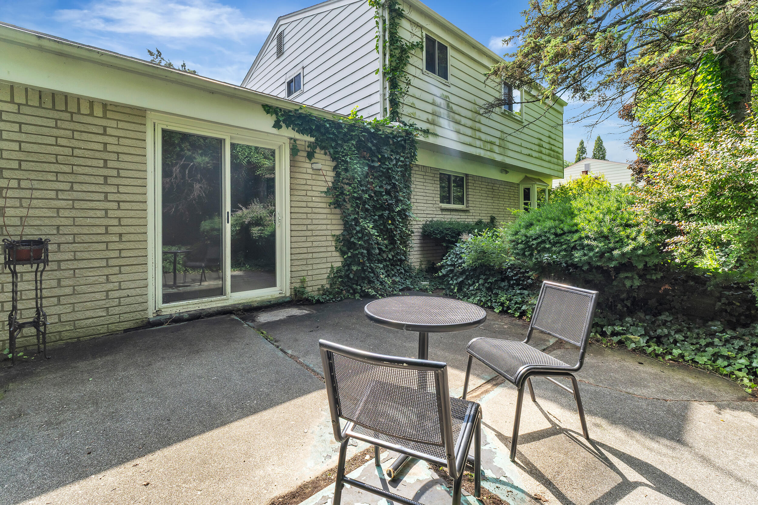 2145 Steeplechase Drive