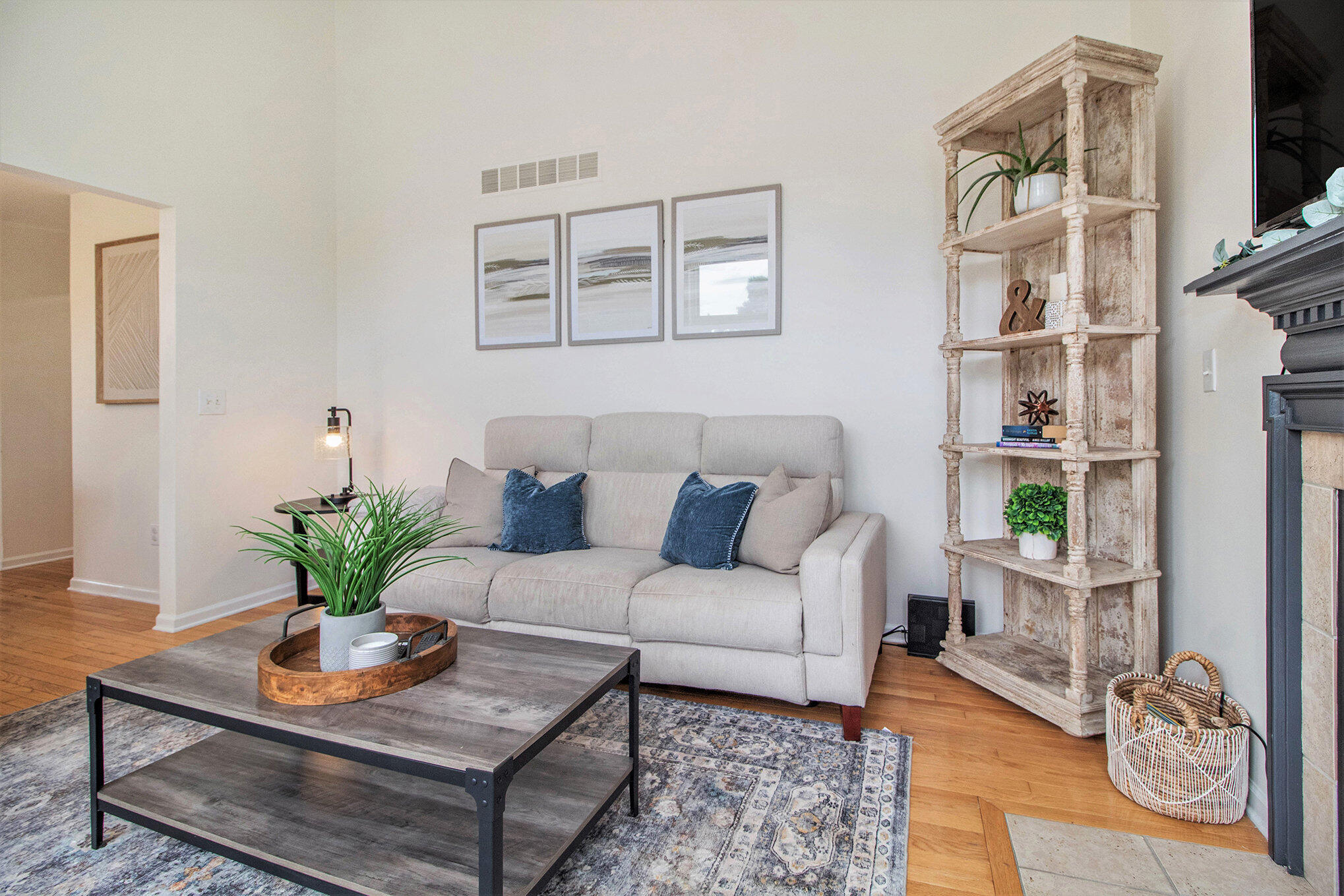 3231 Boulder Court