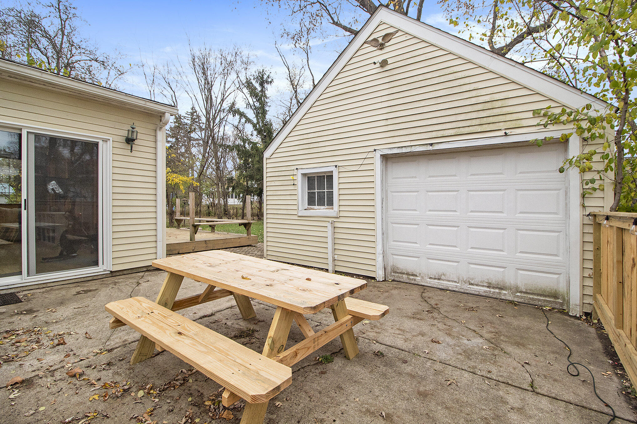 2671 Maplewood Avenue
