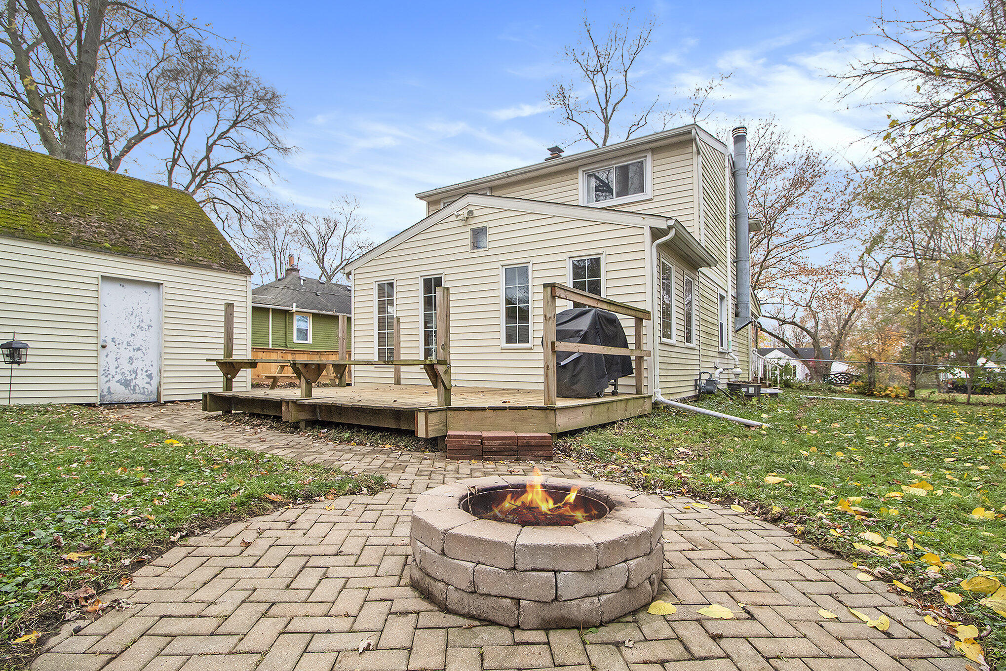 2671 Maplewood Avenue