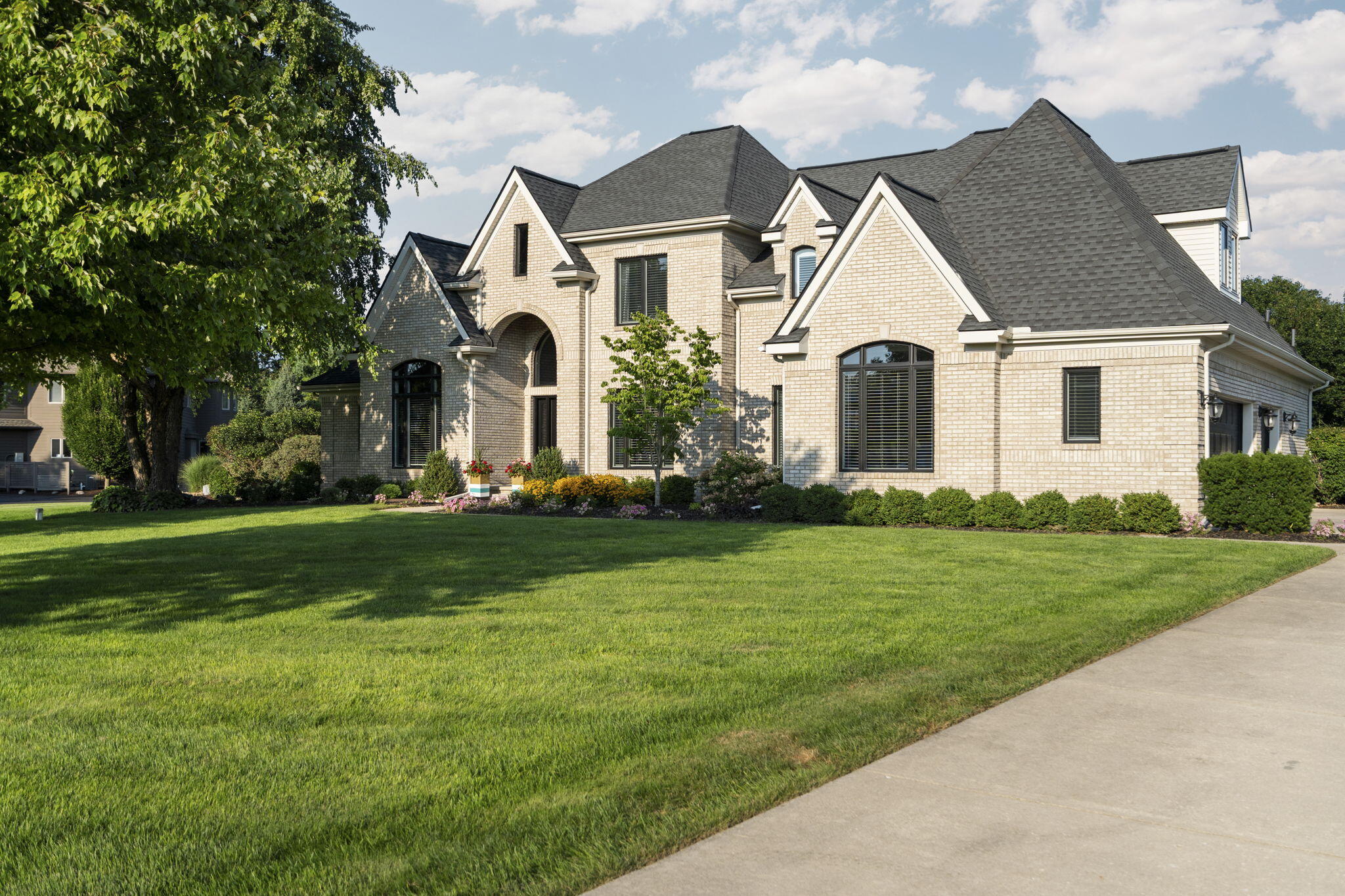 1730 Fairview Court