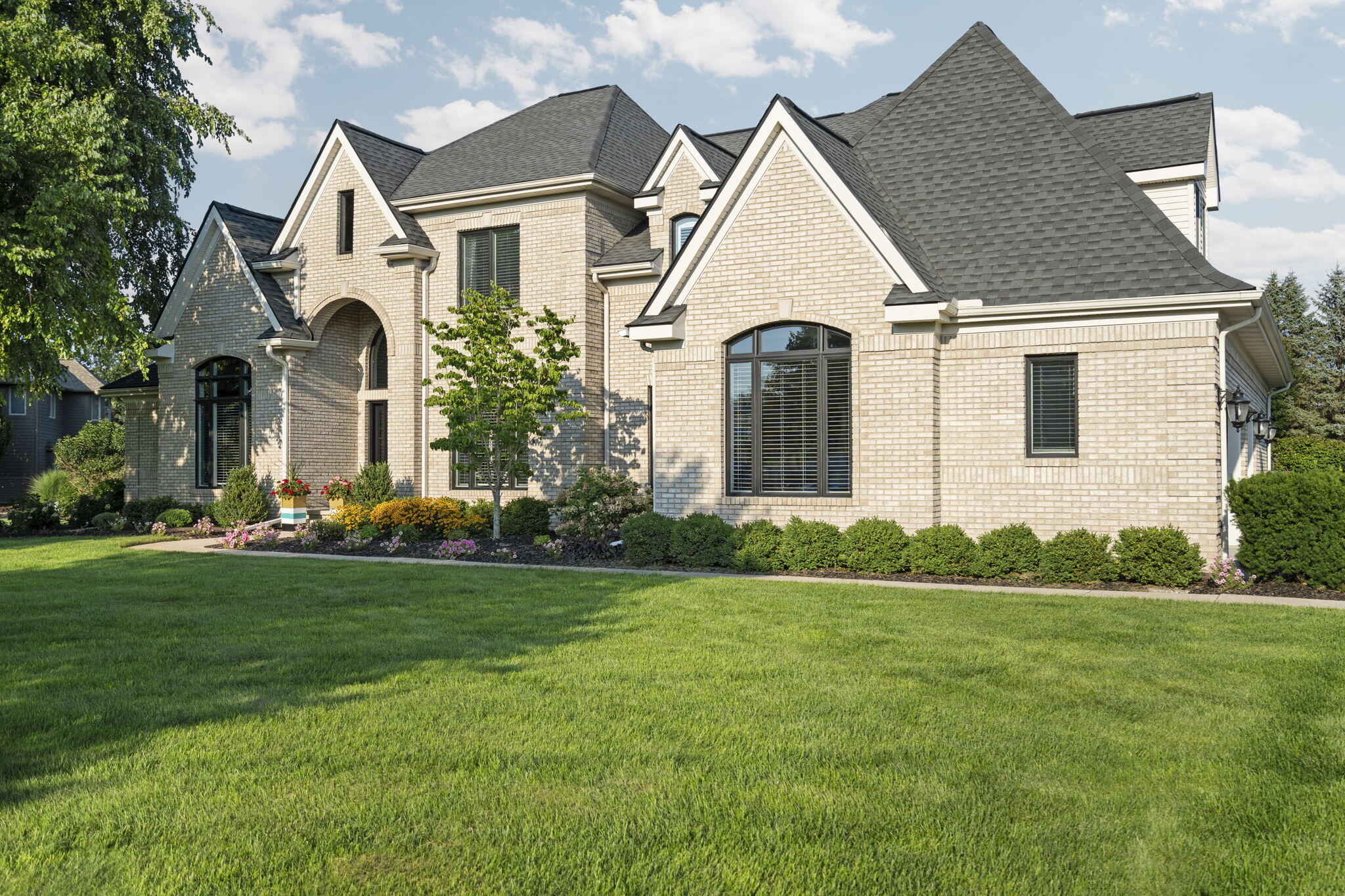 1730 Fairview Court