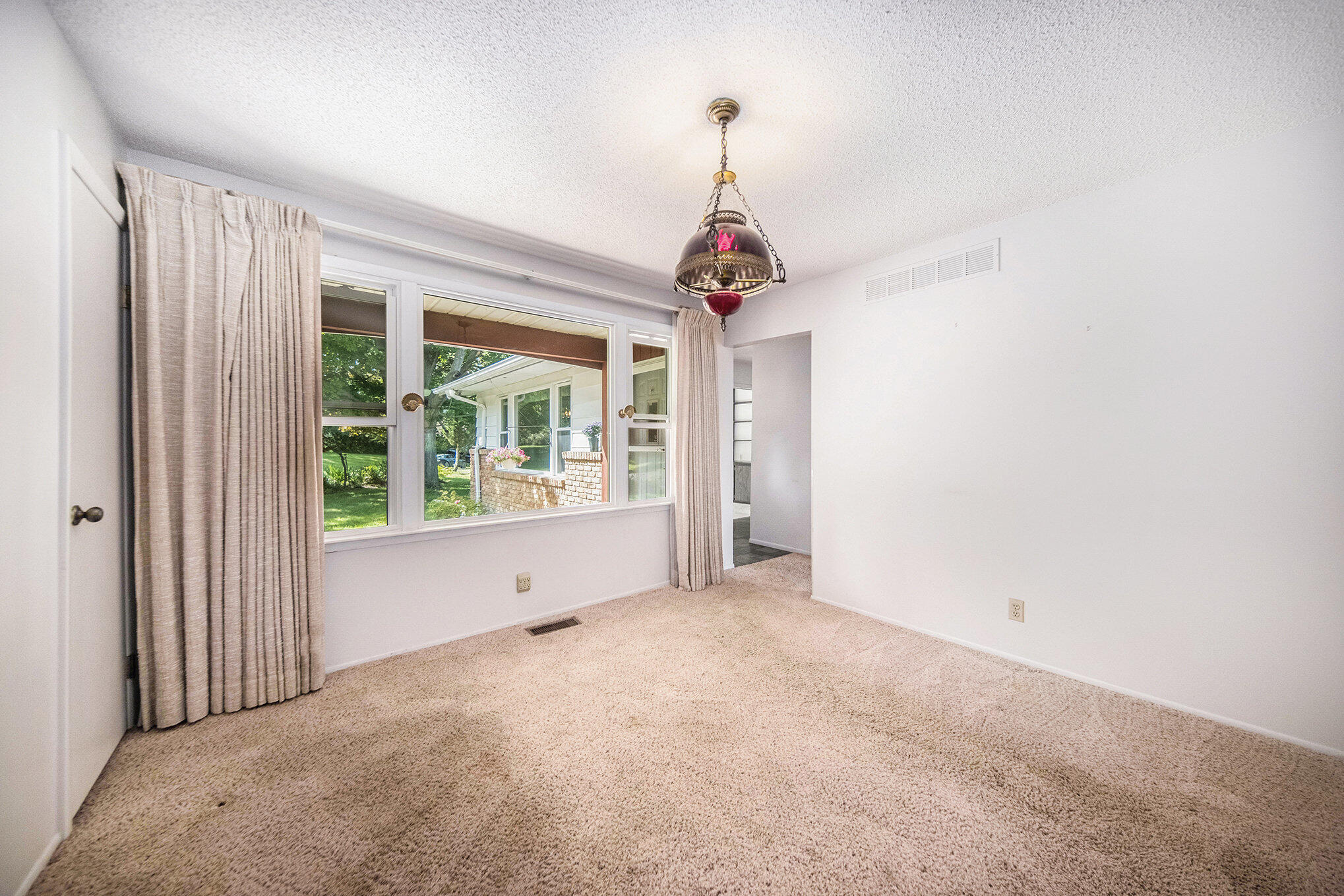 1480 Shevchenko Drive