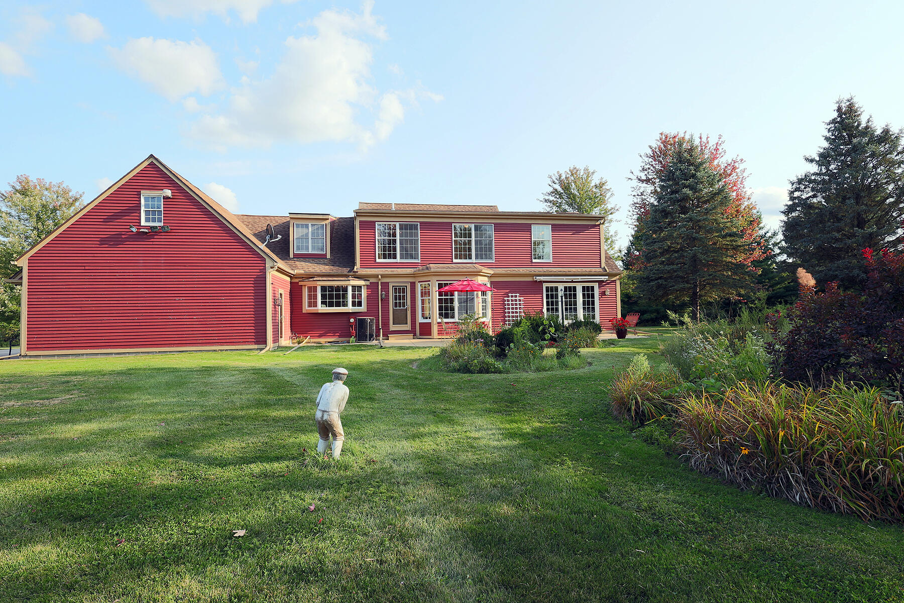 2244 Rivendell Lane, Ypsilanti