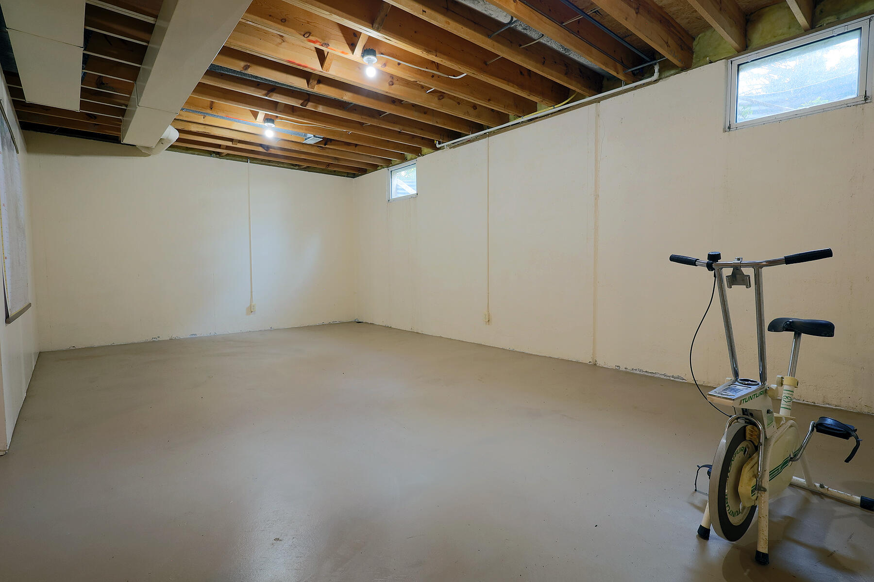 2244 Rivendell Lane, Ypsilanti