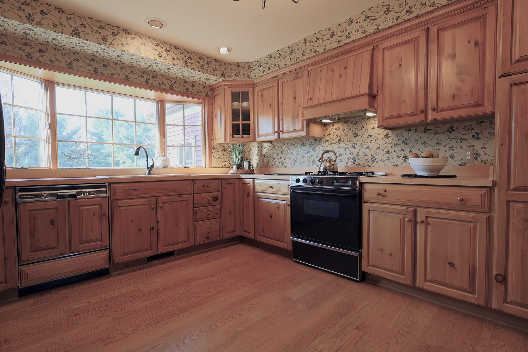 2244 Rivendell Lane, Ypsilanti