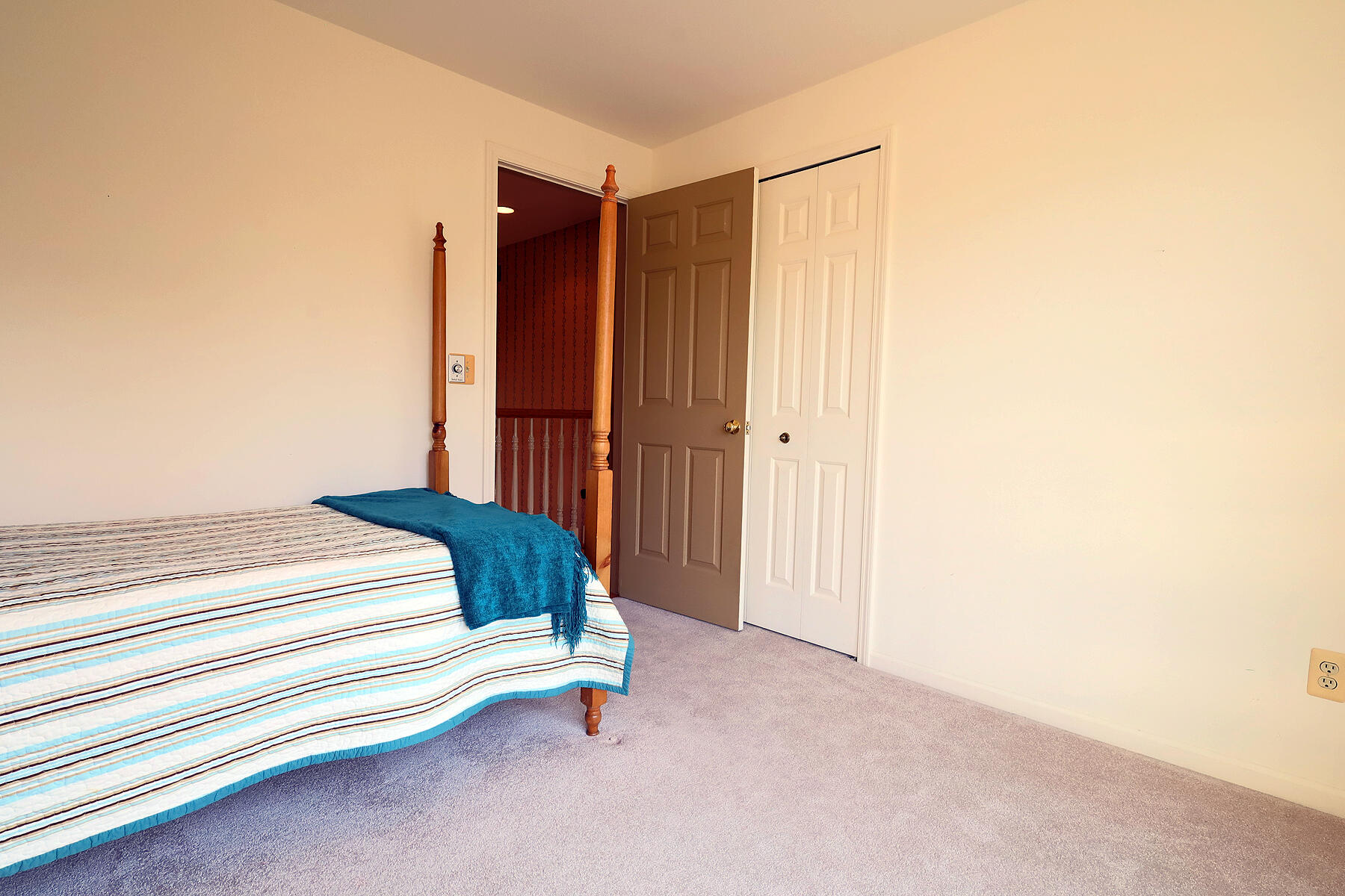 2244 Rivendell Lane, Ypsilanti