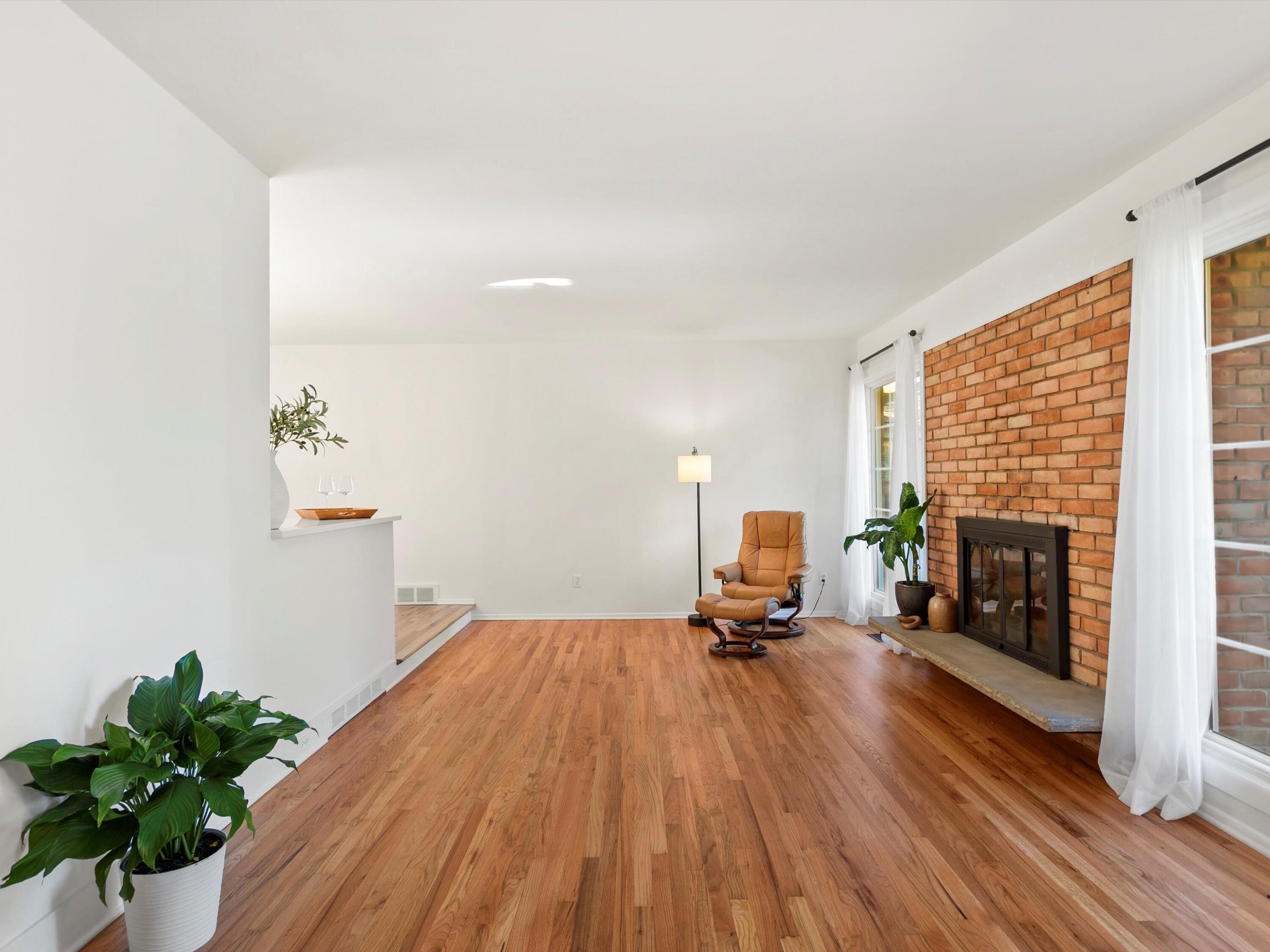 1360 Pine Valley Court, Ann Arbor