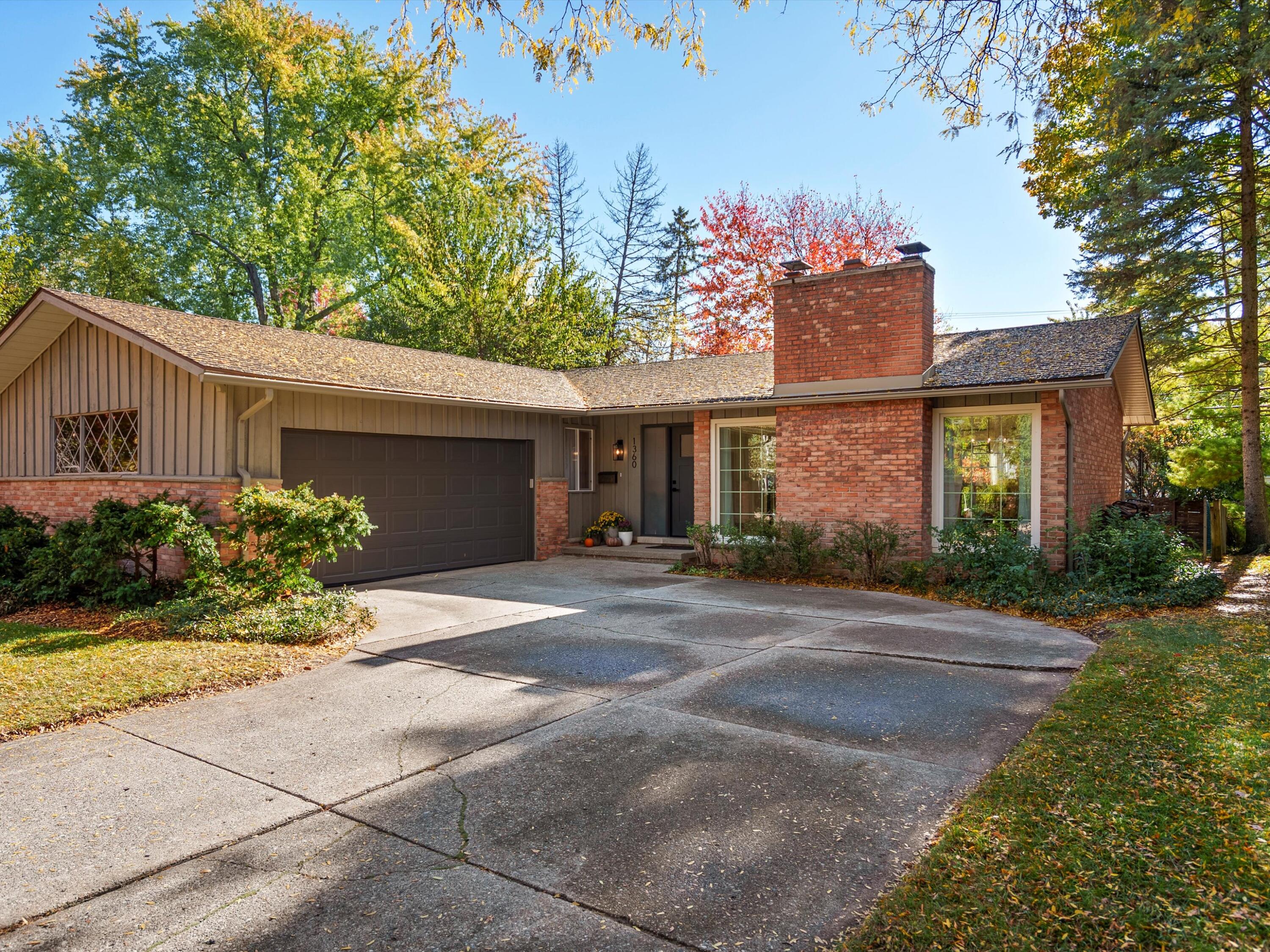 1360 Pine Valley Court, Ann Arbor