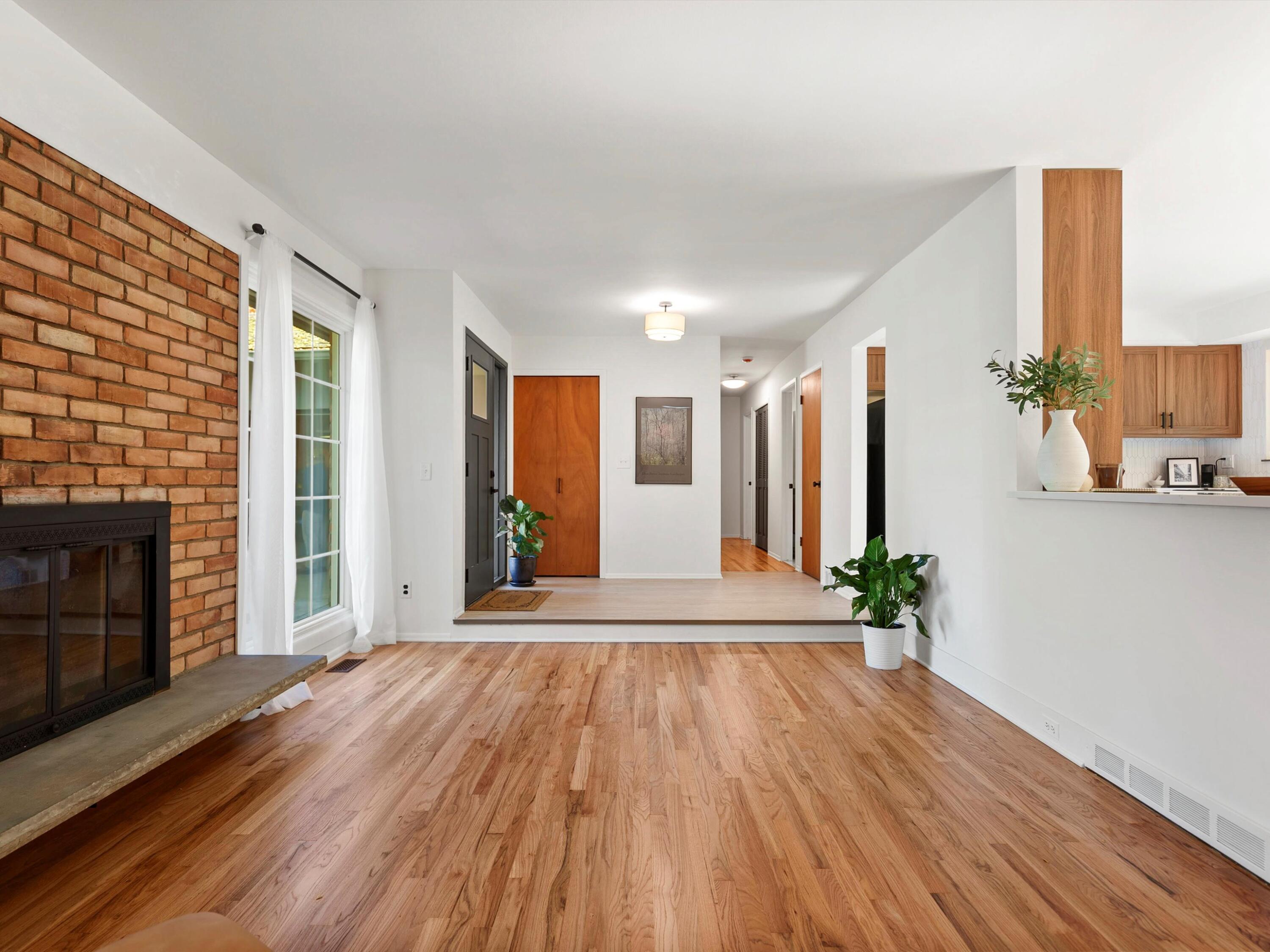 1360 Pine Valley Court, Ann Arbor