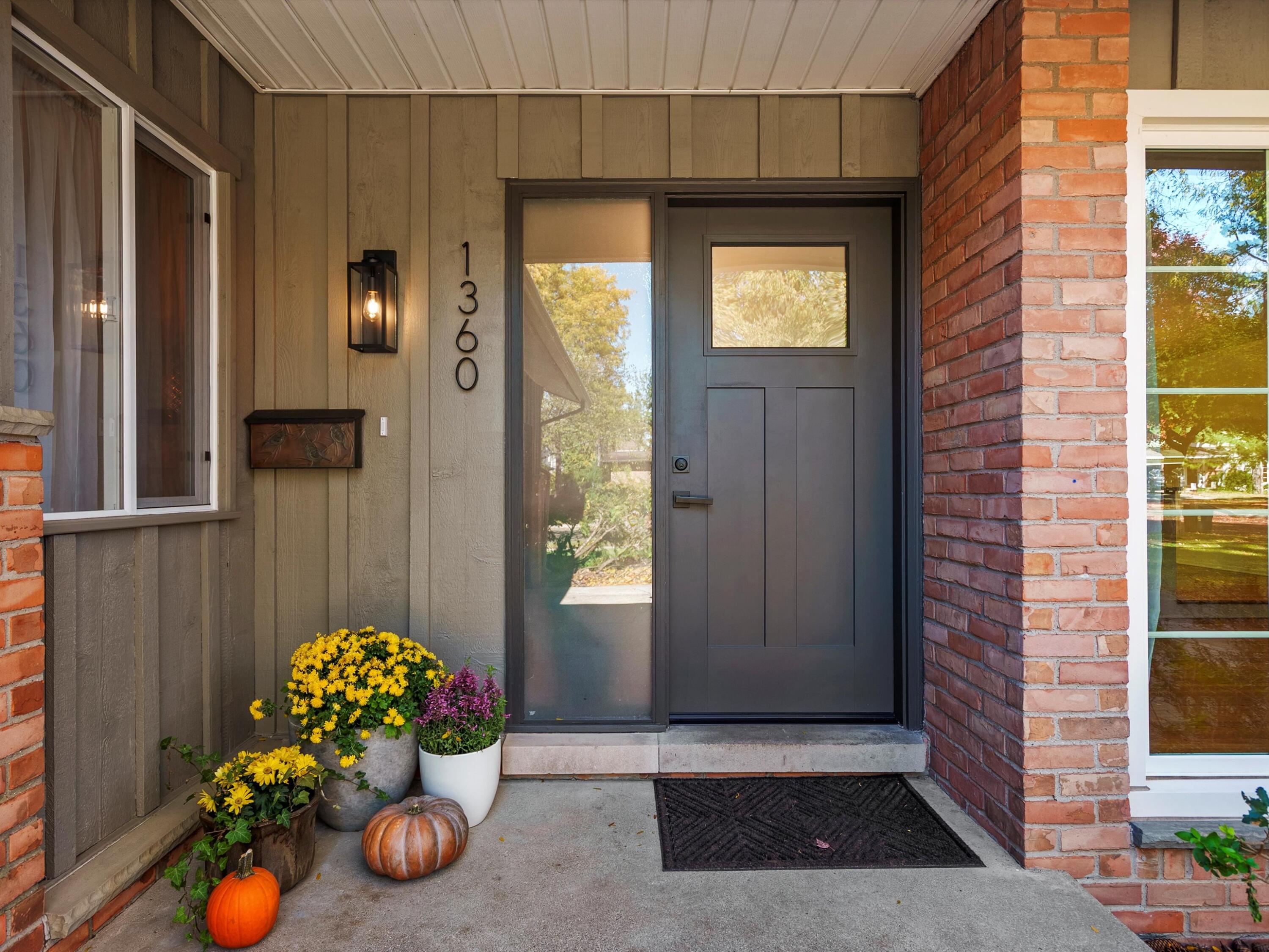 1360 Pine Valley Court, Ann Arbor