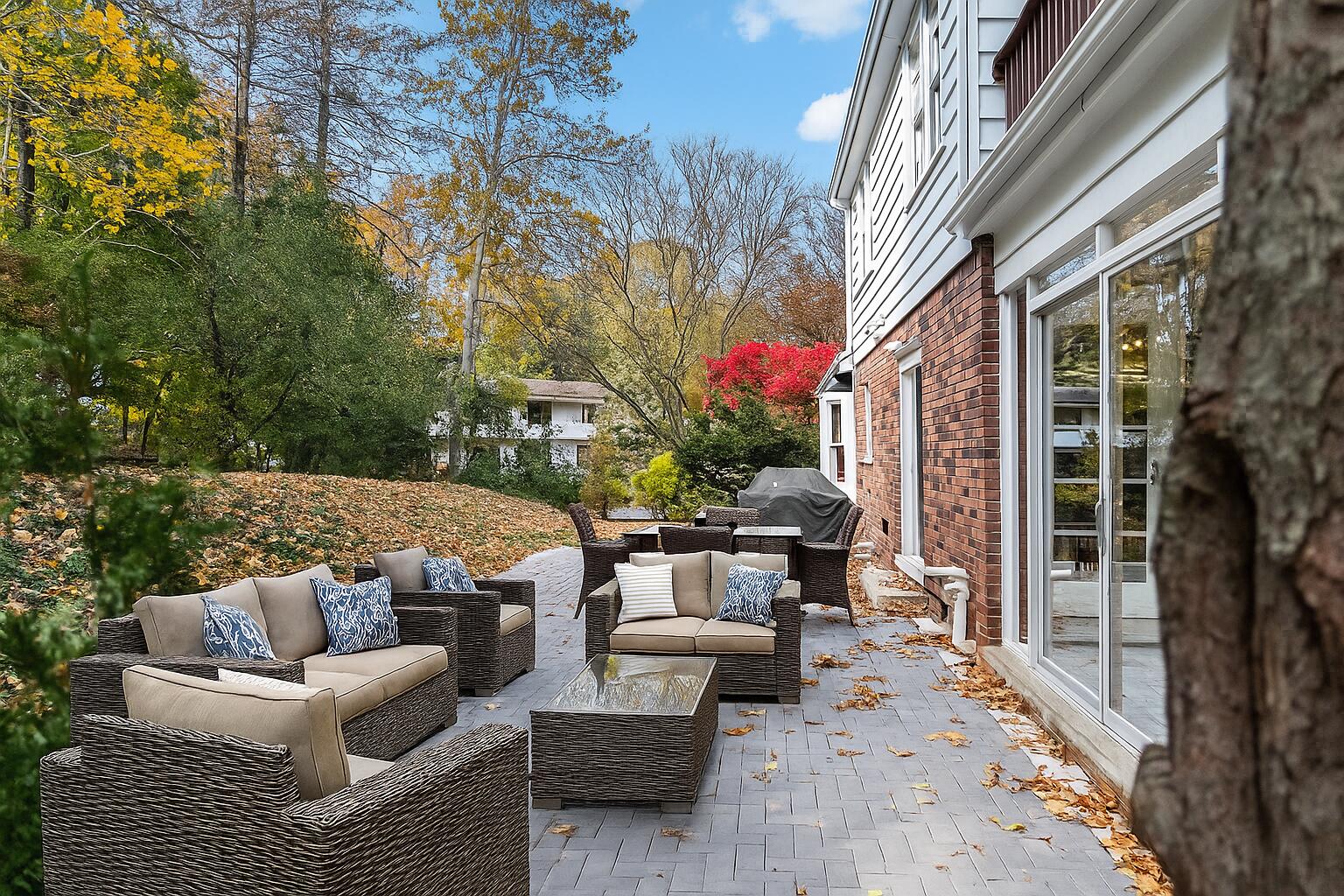 3075 Hunting Valley Drive