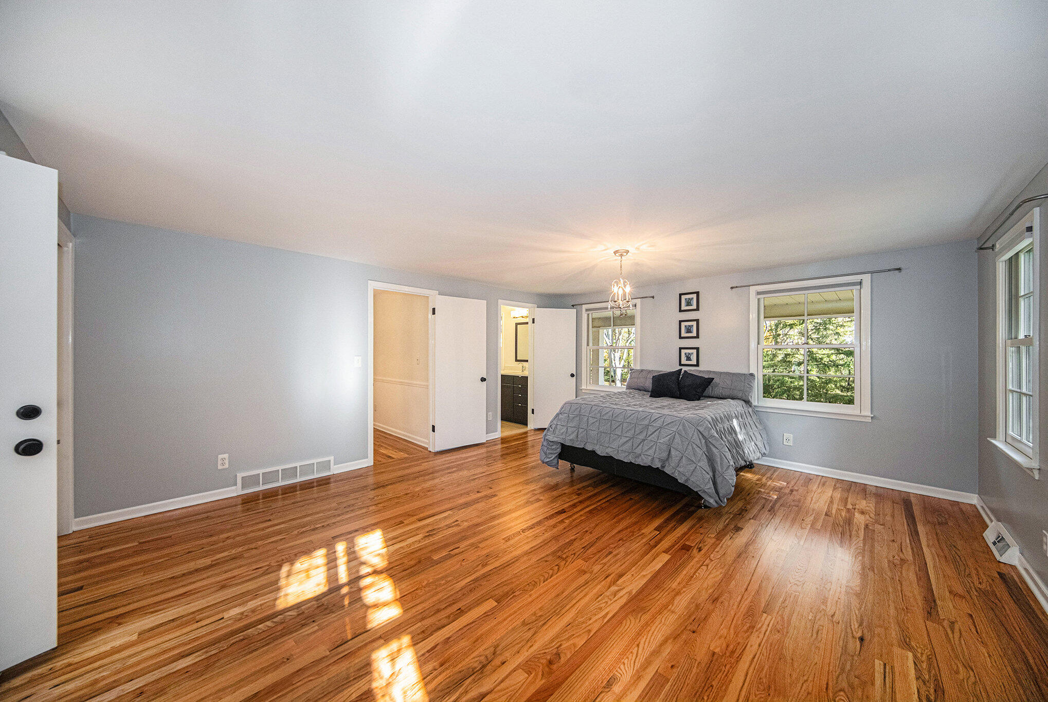 3075 Hunting Valley Drive