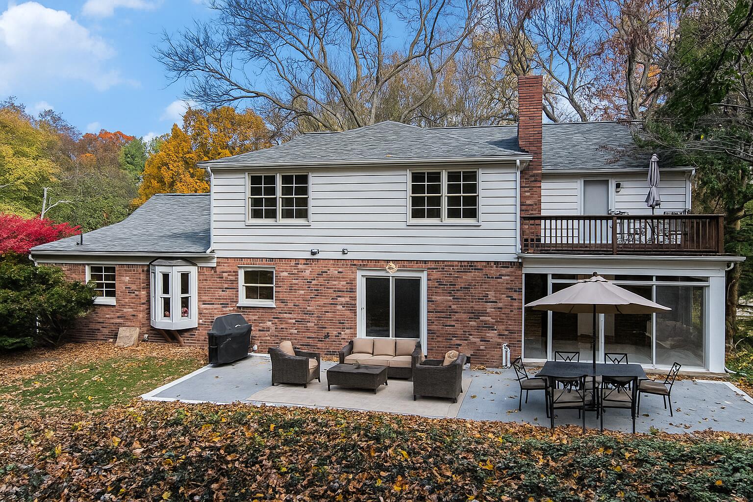 3075 Hunting Valley Drive