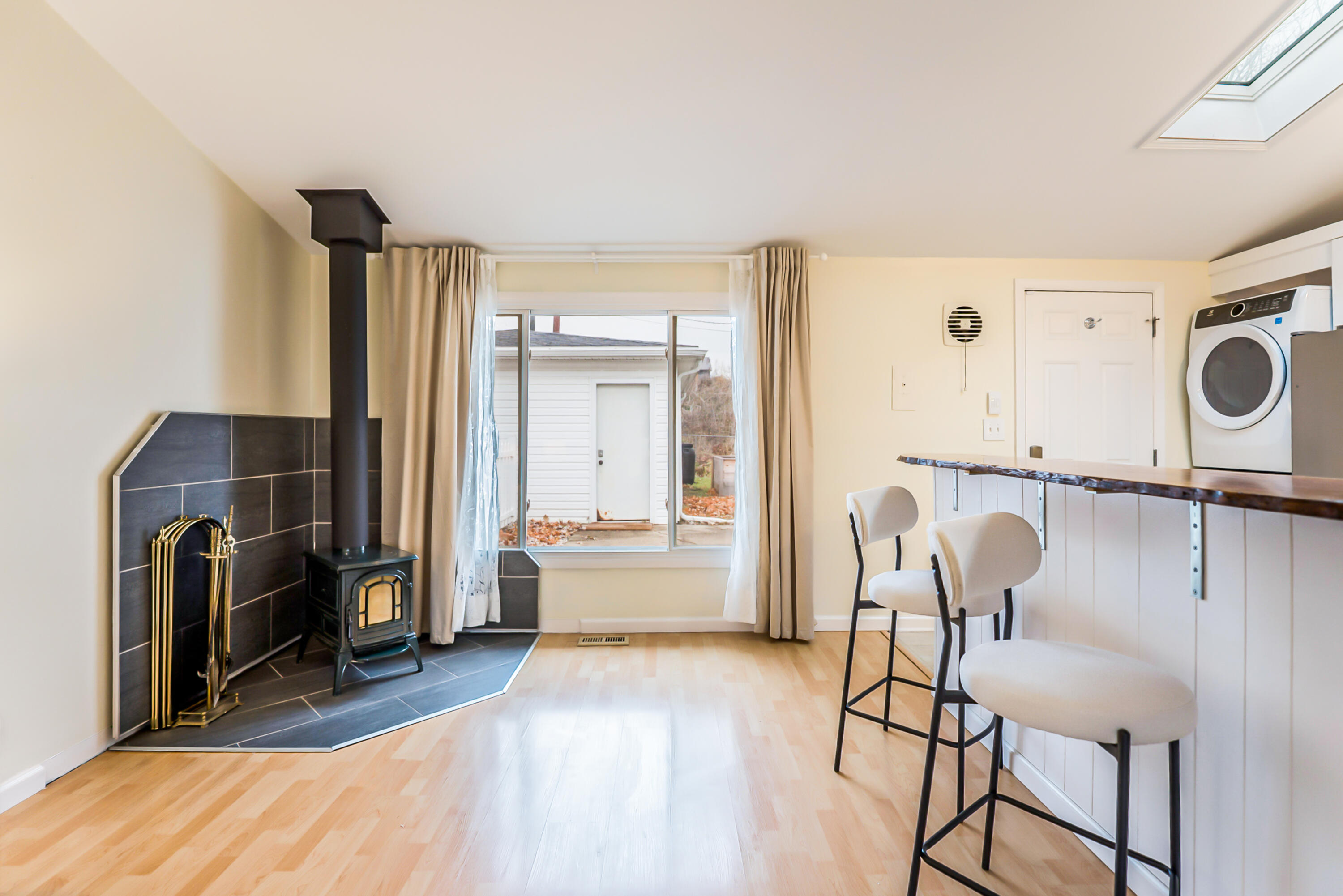 2831 Canterbury Road