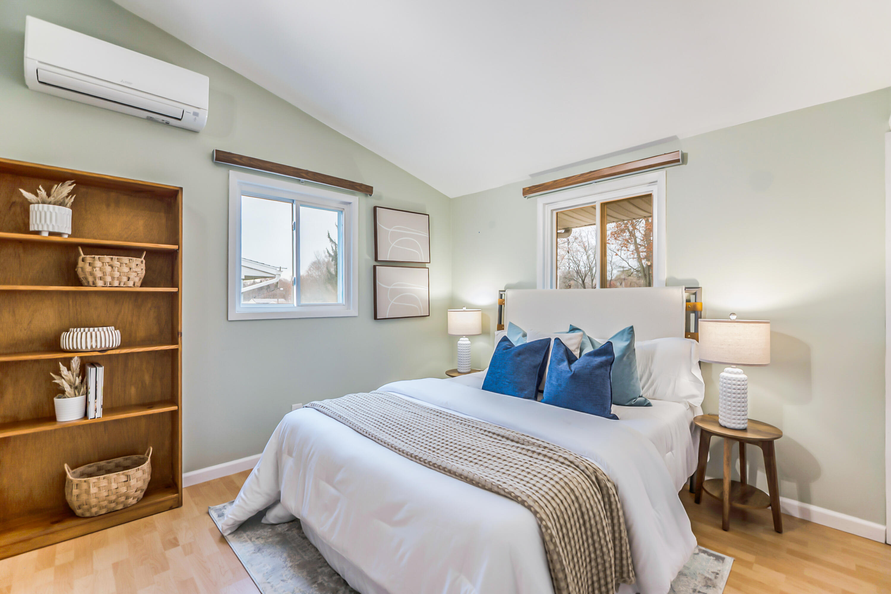 2831 Canterbury Road