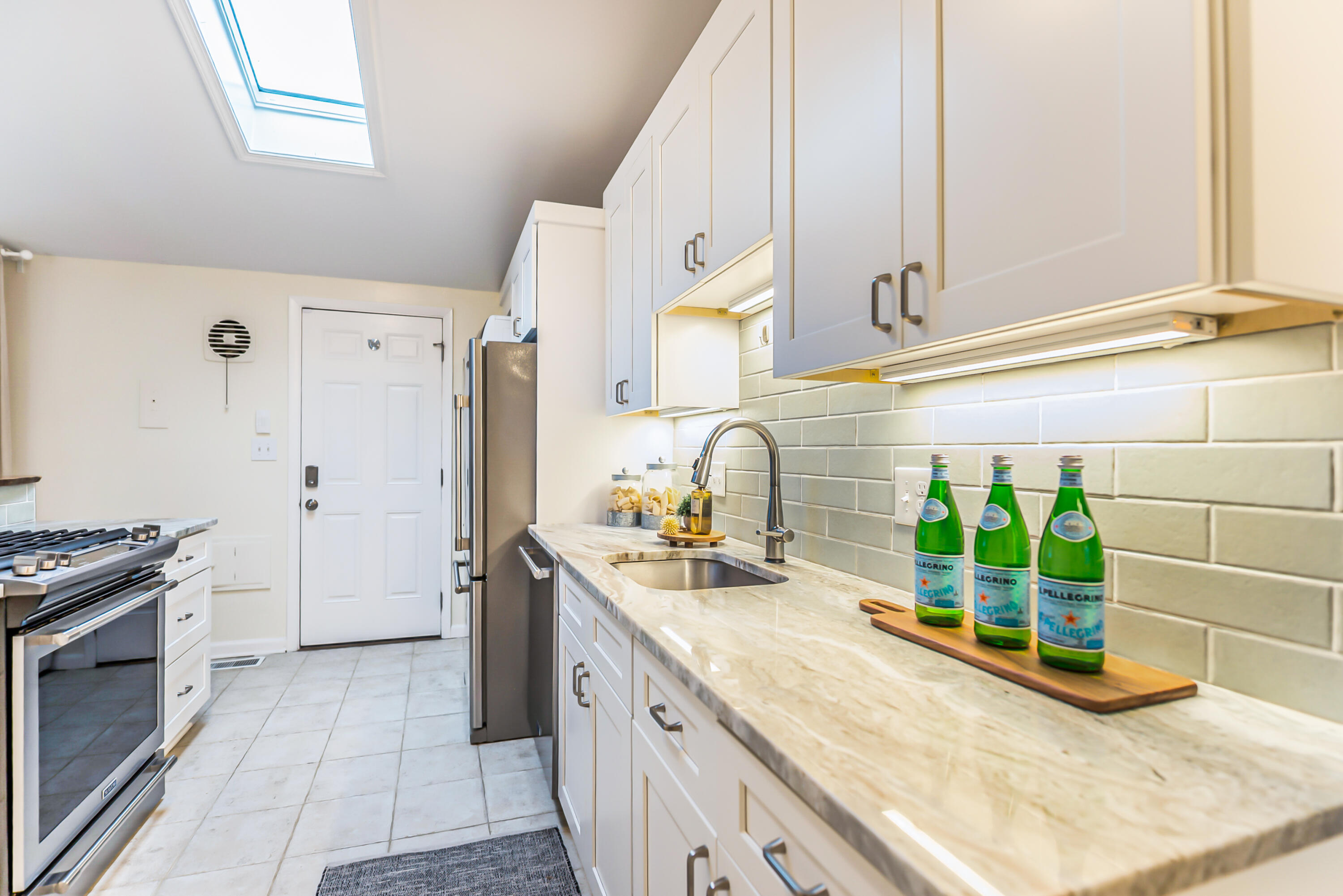 2831 Canterbury Road