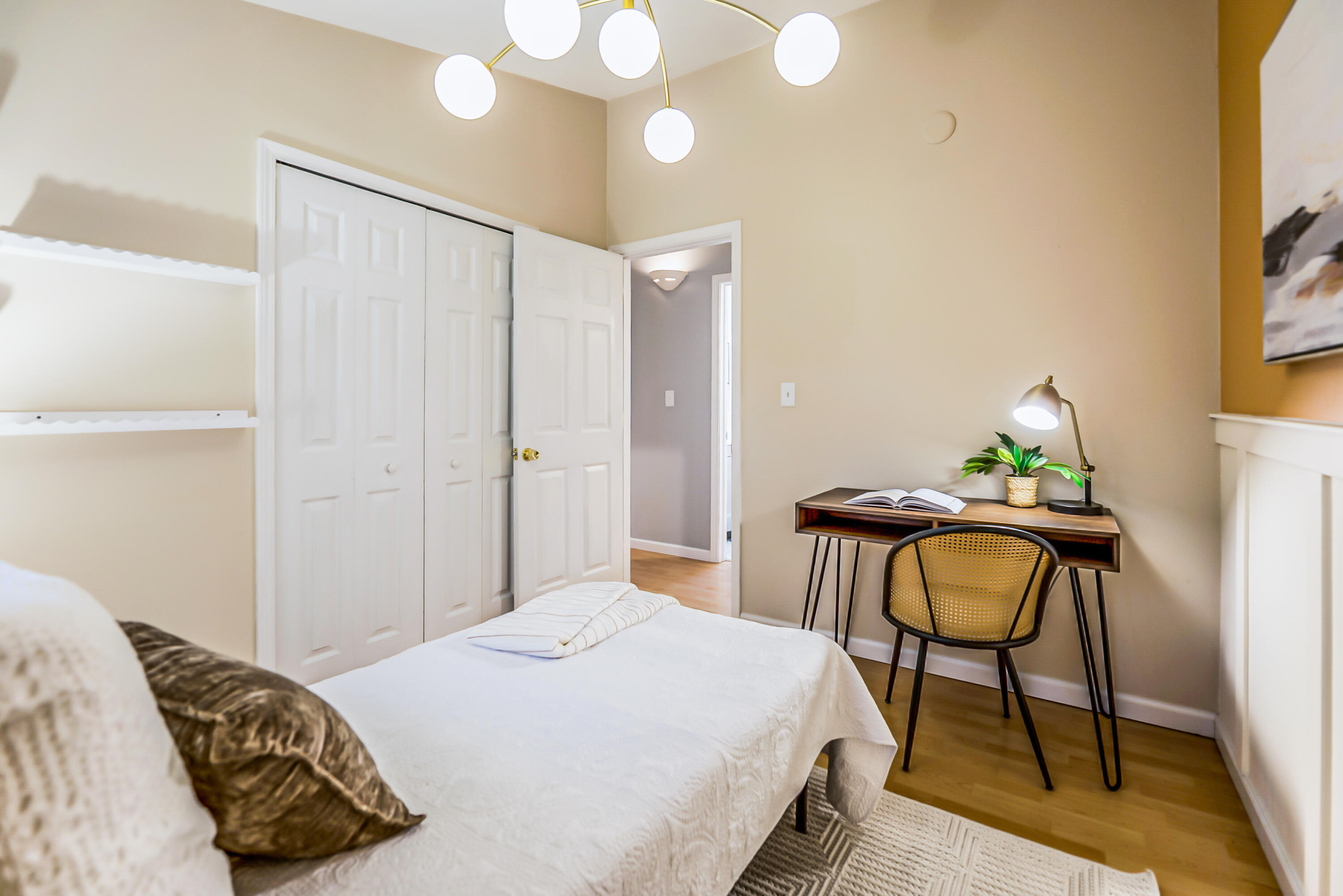 2831 Canterbury Road