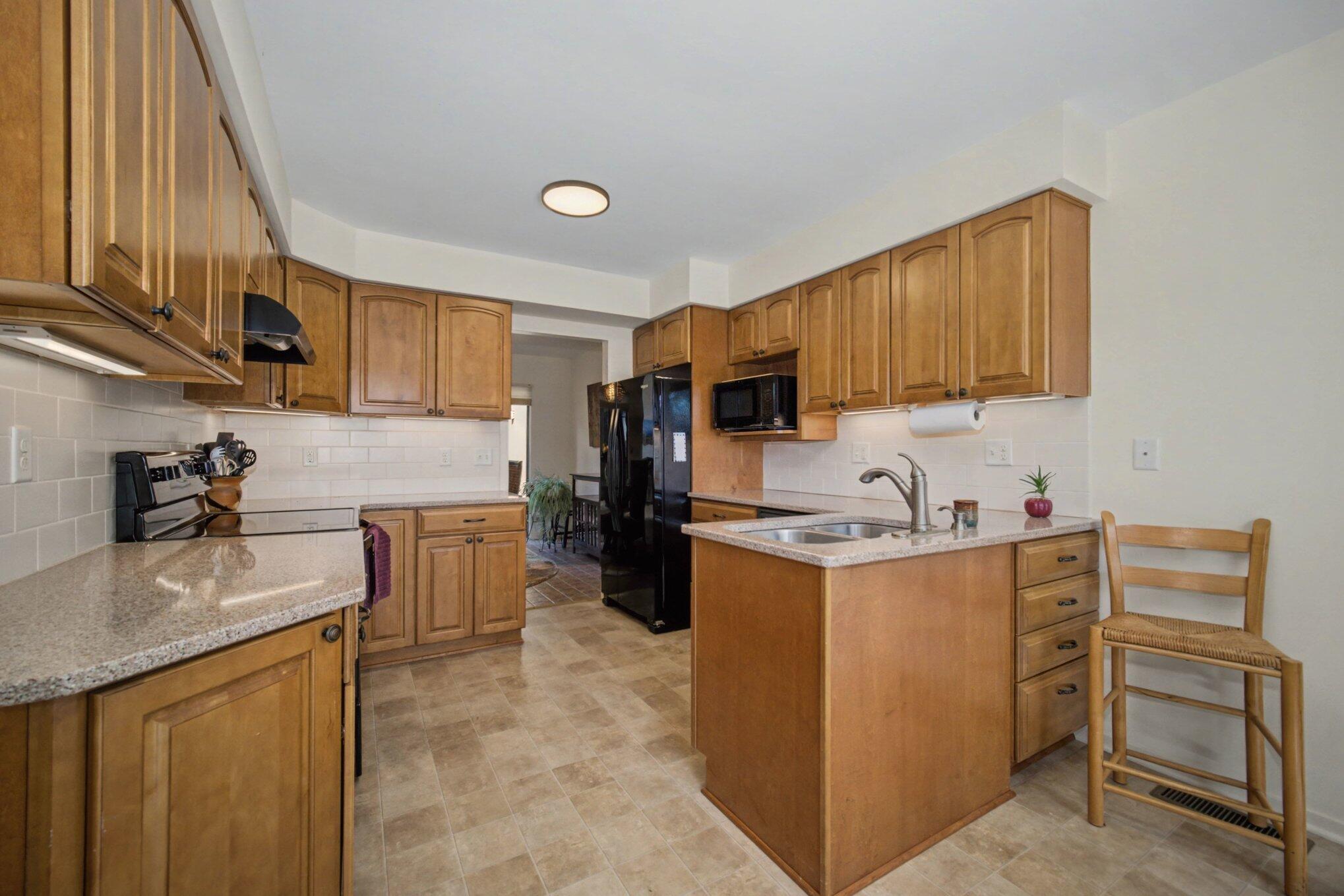 863 Greenhills Drive