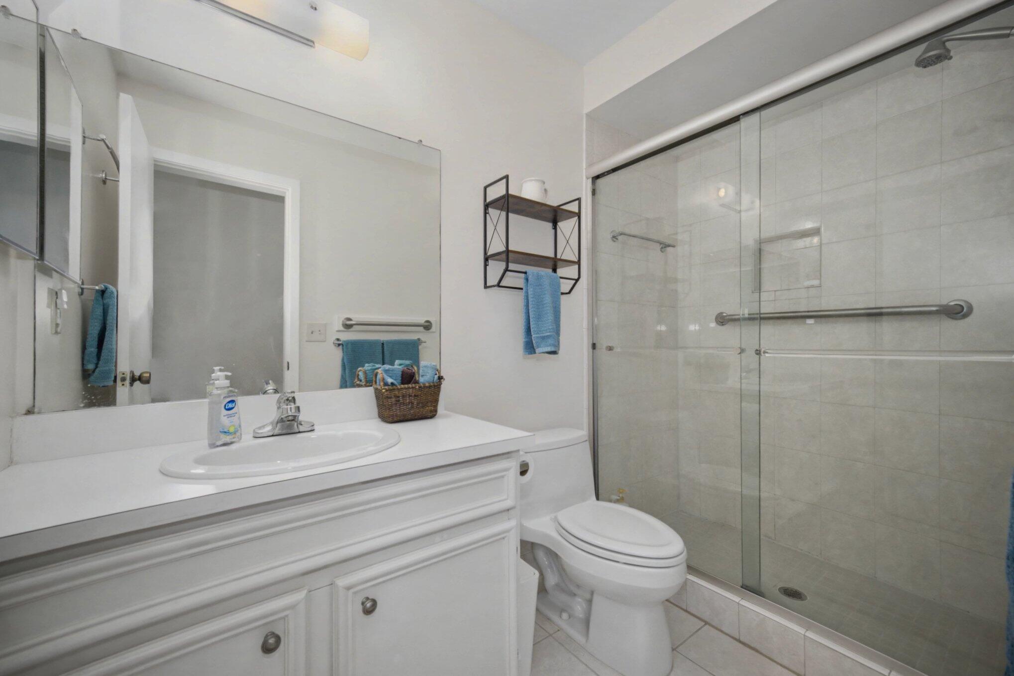 863 Greenhills Drive