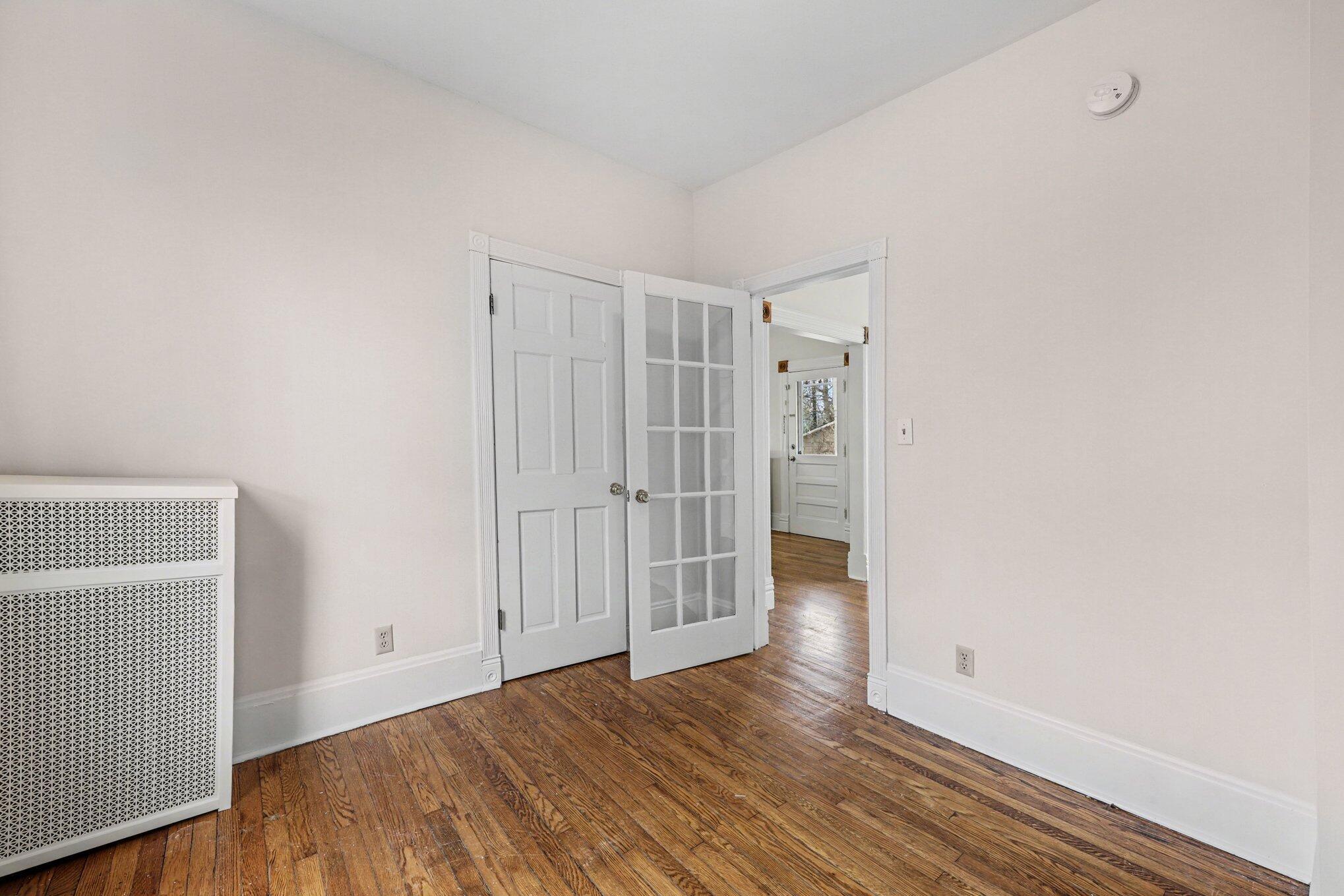 818 Gott Street