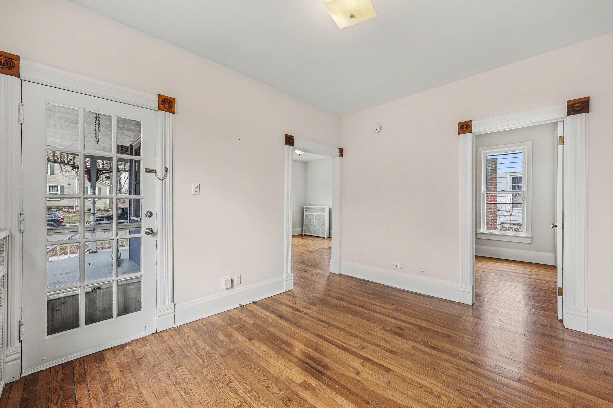 818 Gott Street