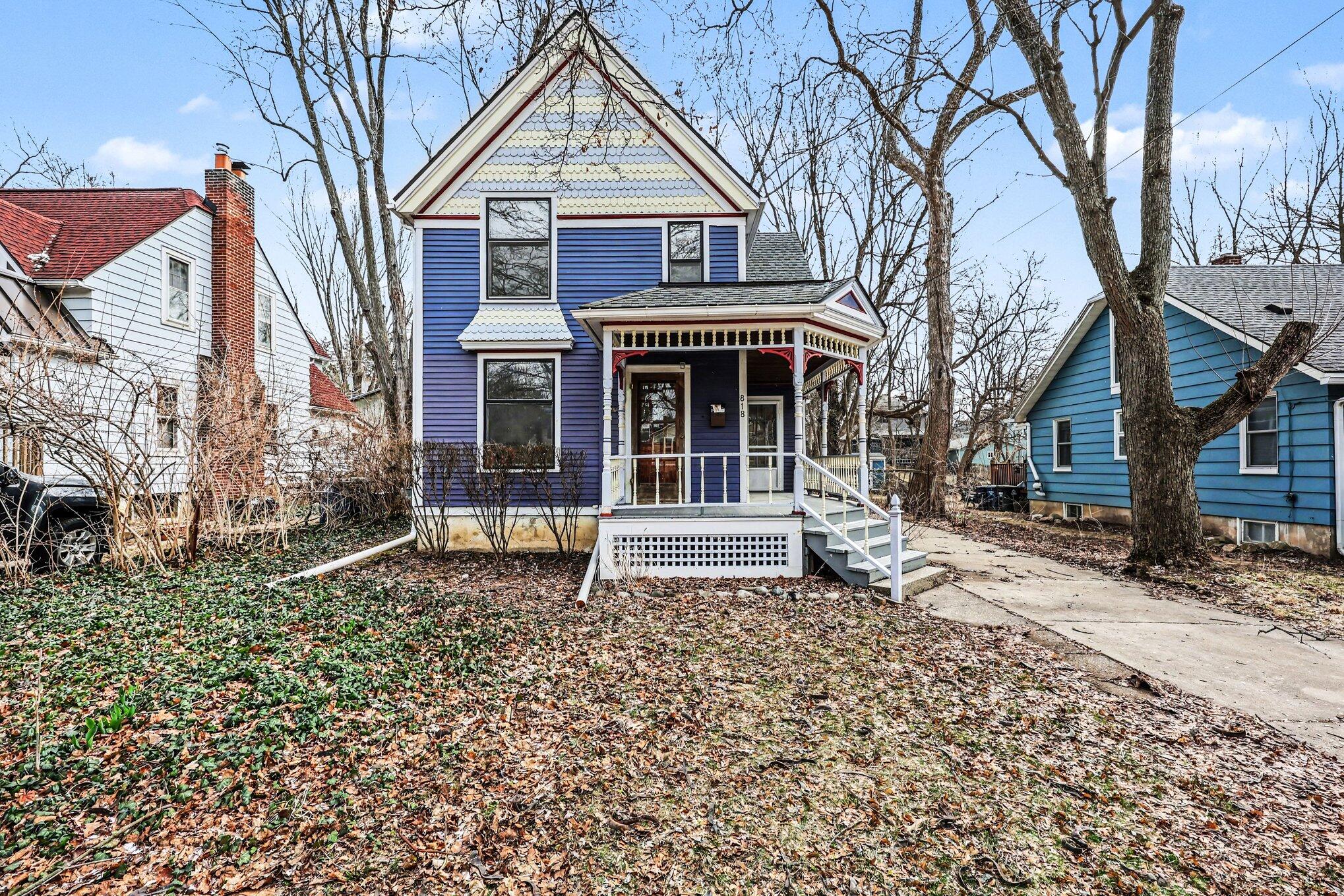 818 Gott Street