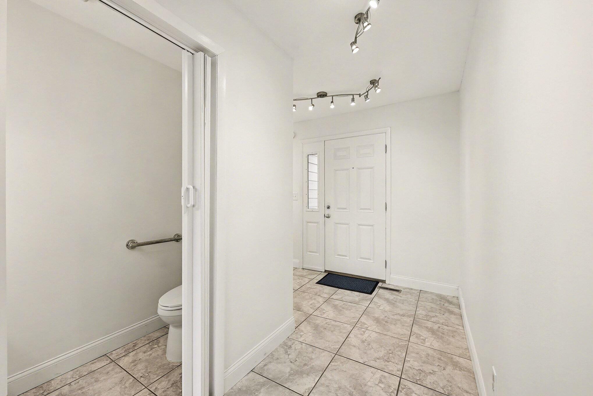 723 Skynob Drive