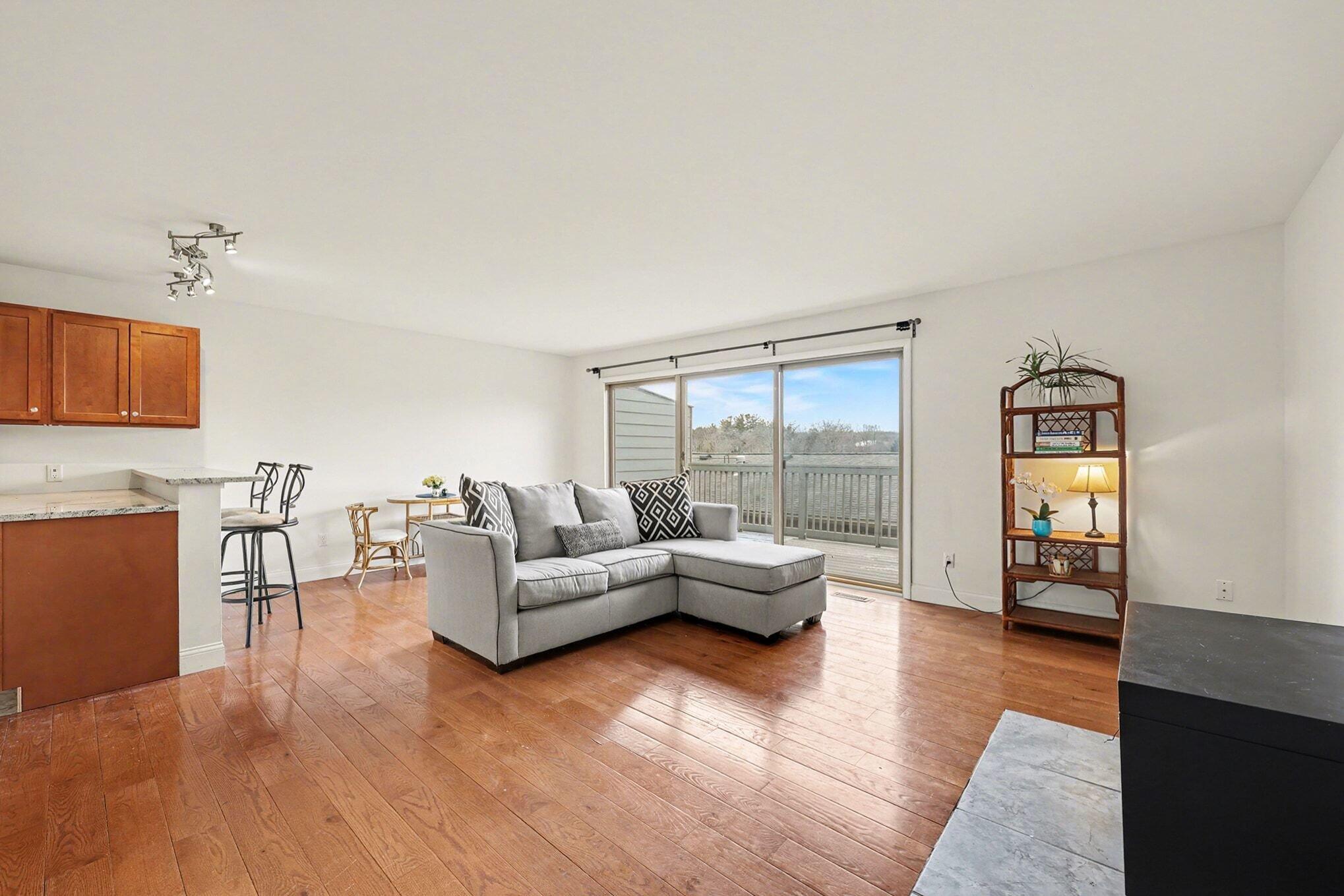 723 Skynob Drive
