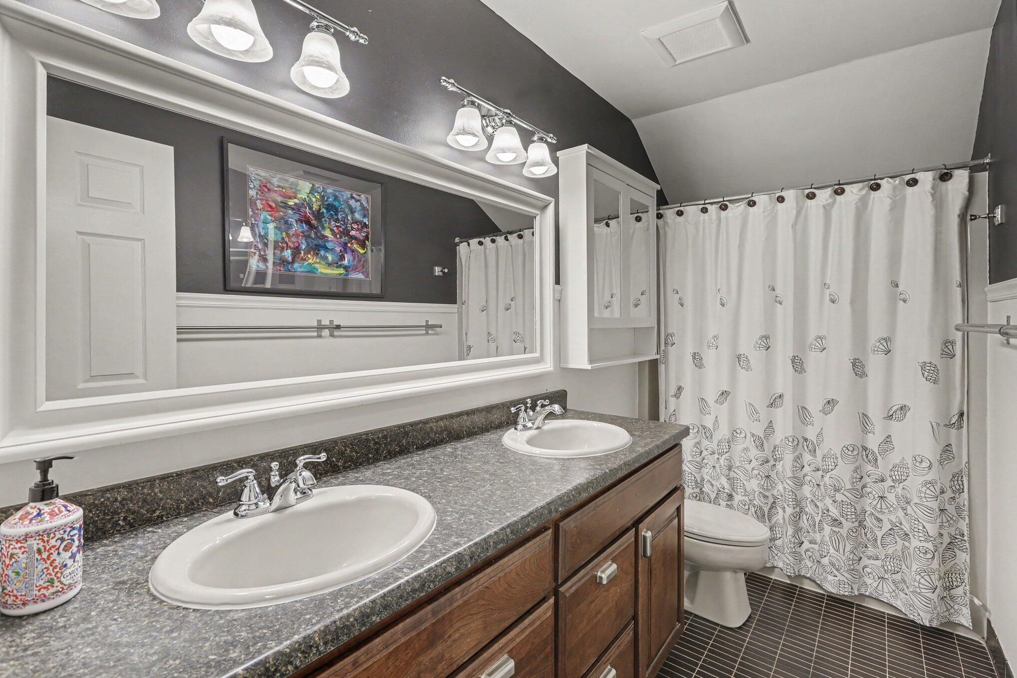 5589 Tanglewood Drive