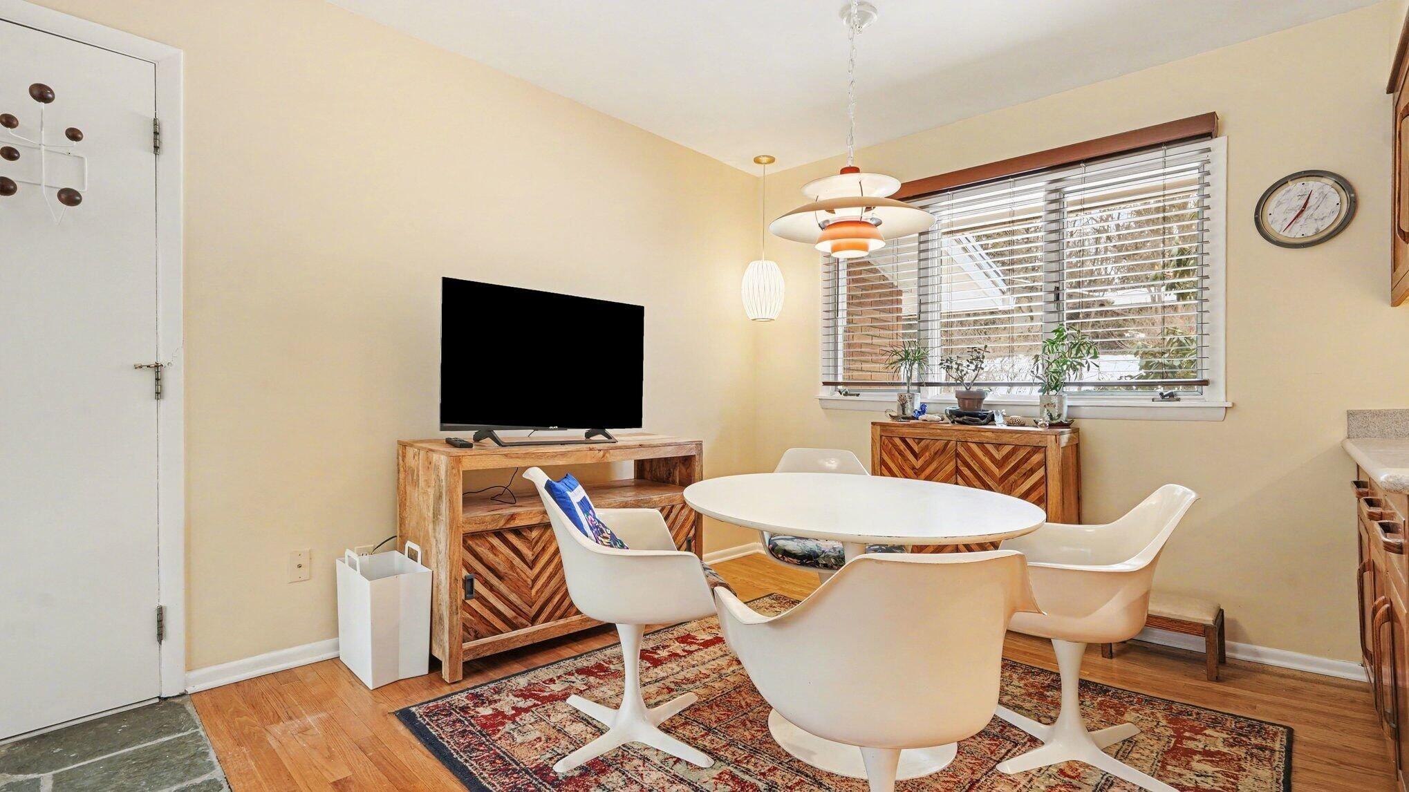 442 Huntington Place