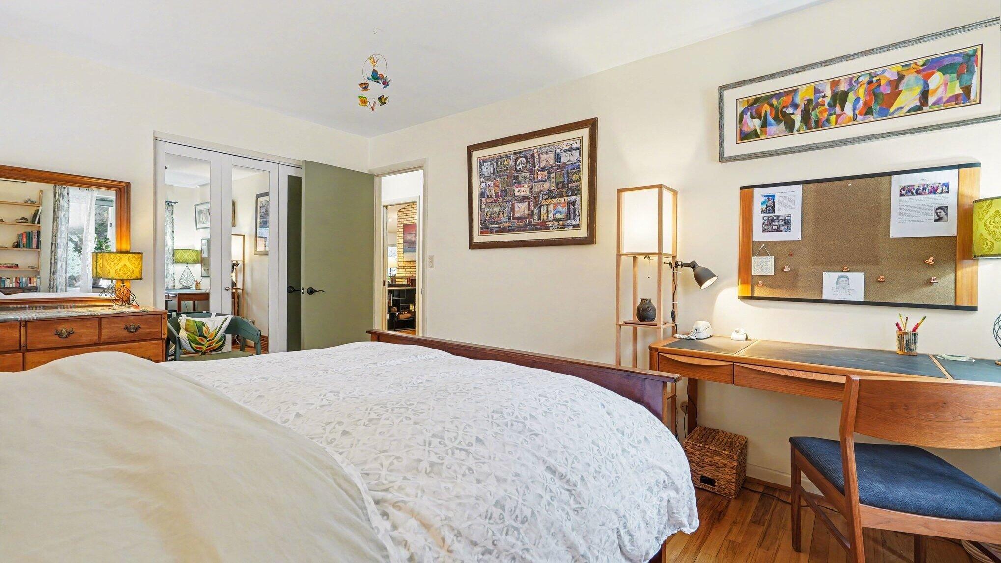 442 Huntington Place