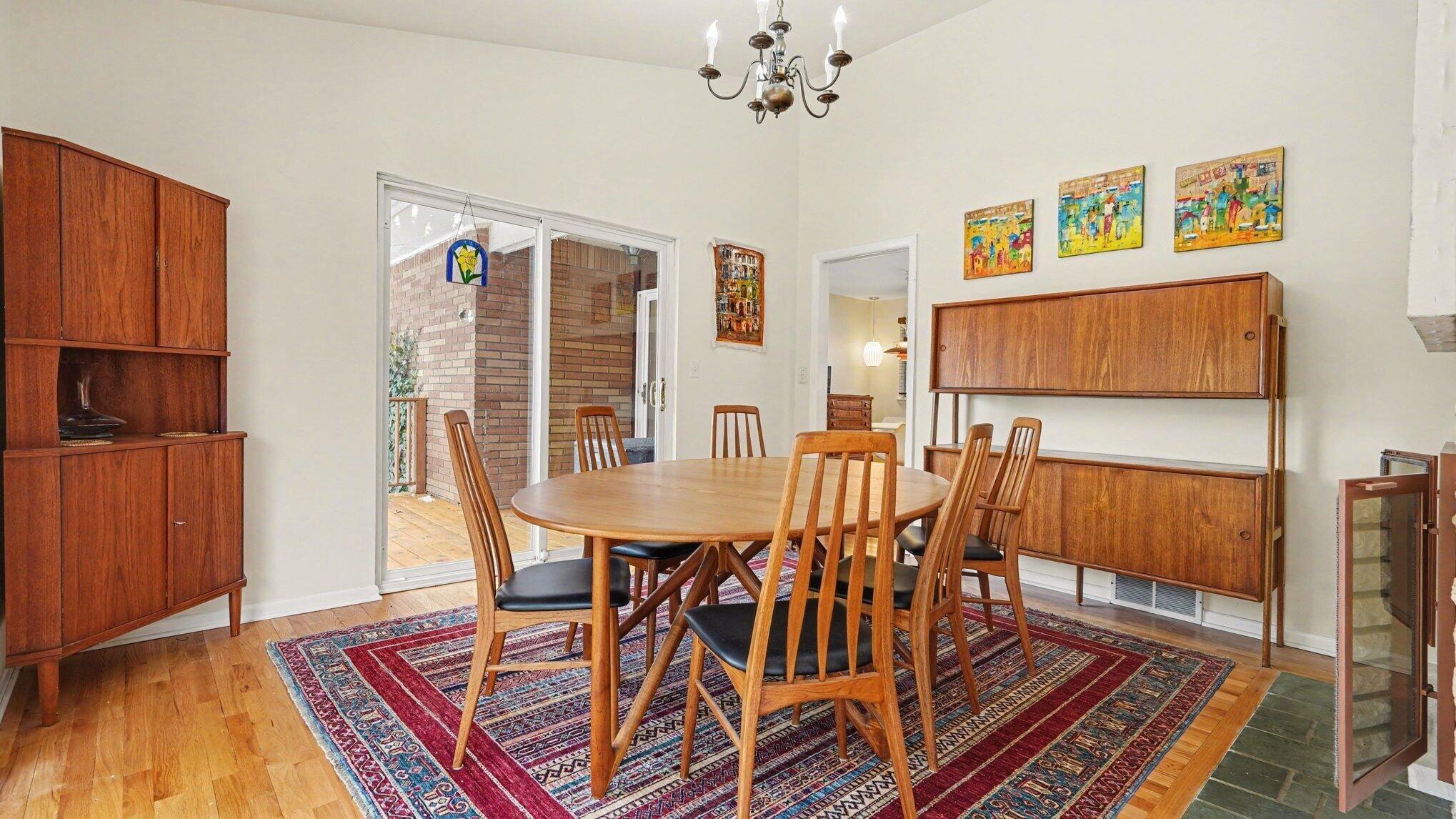 442 Huntington Place