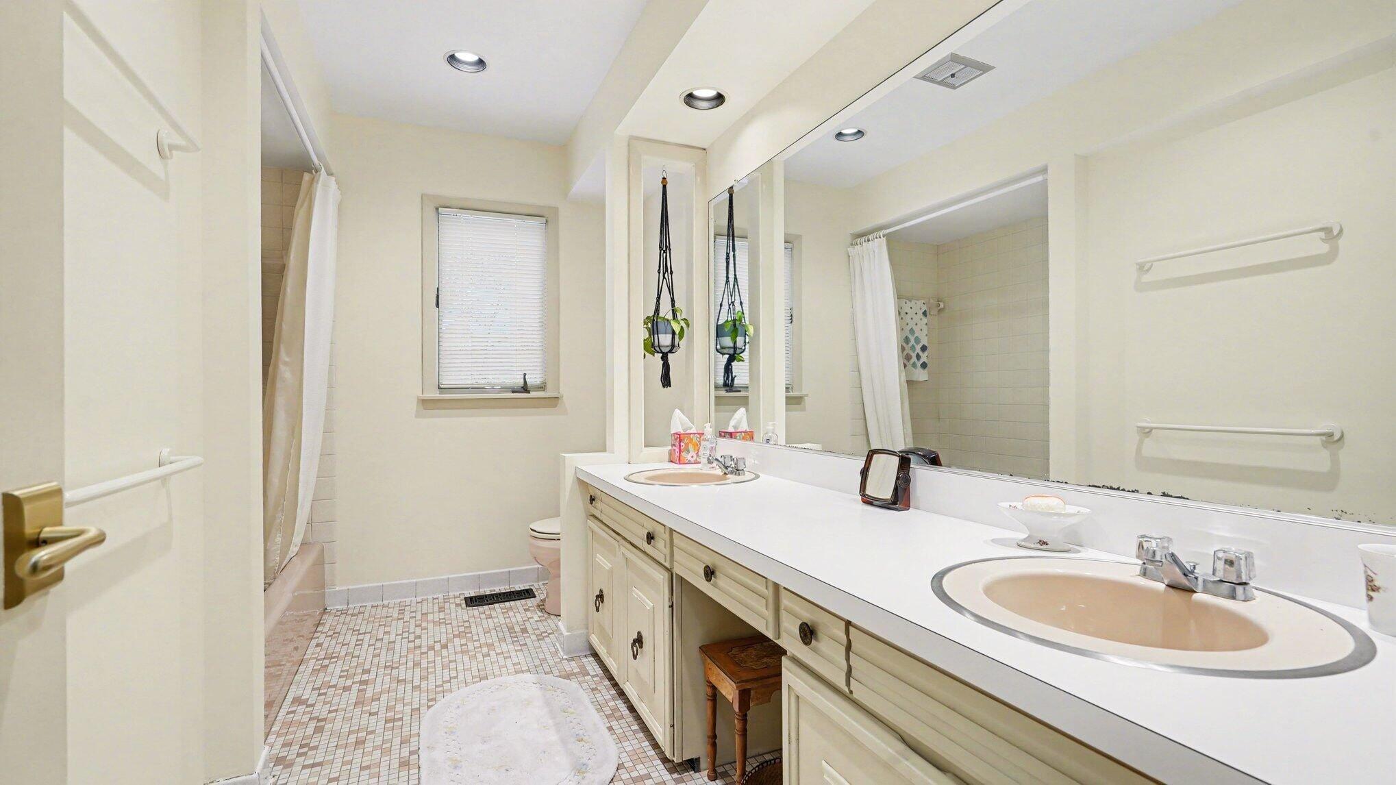 442 Huntington Place