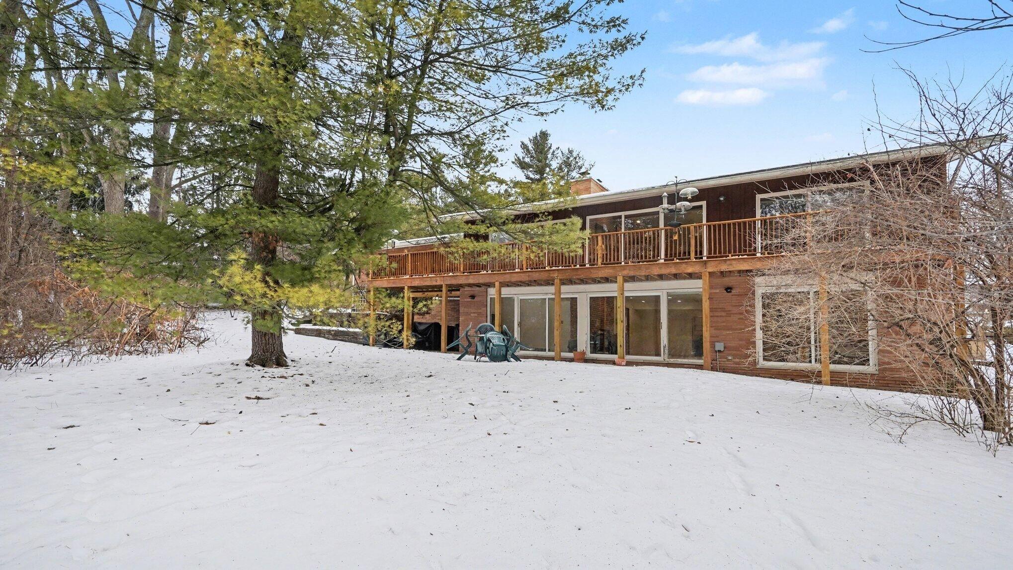 442 Huntington Place