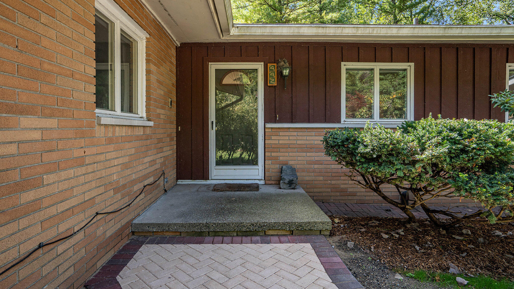 442 Huntington Place