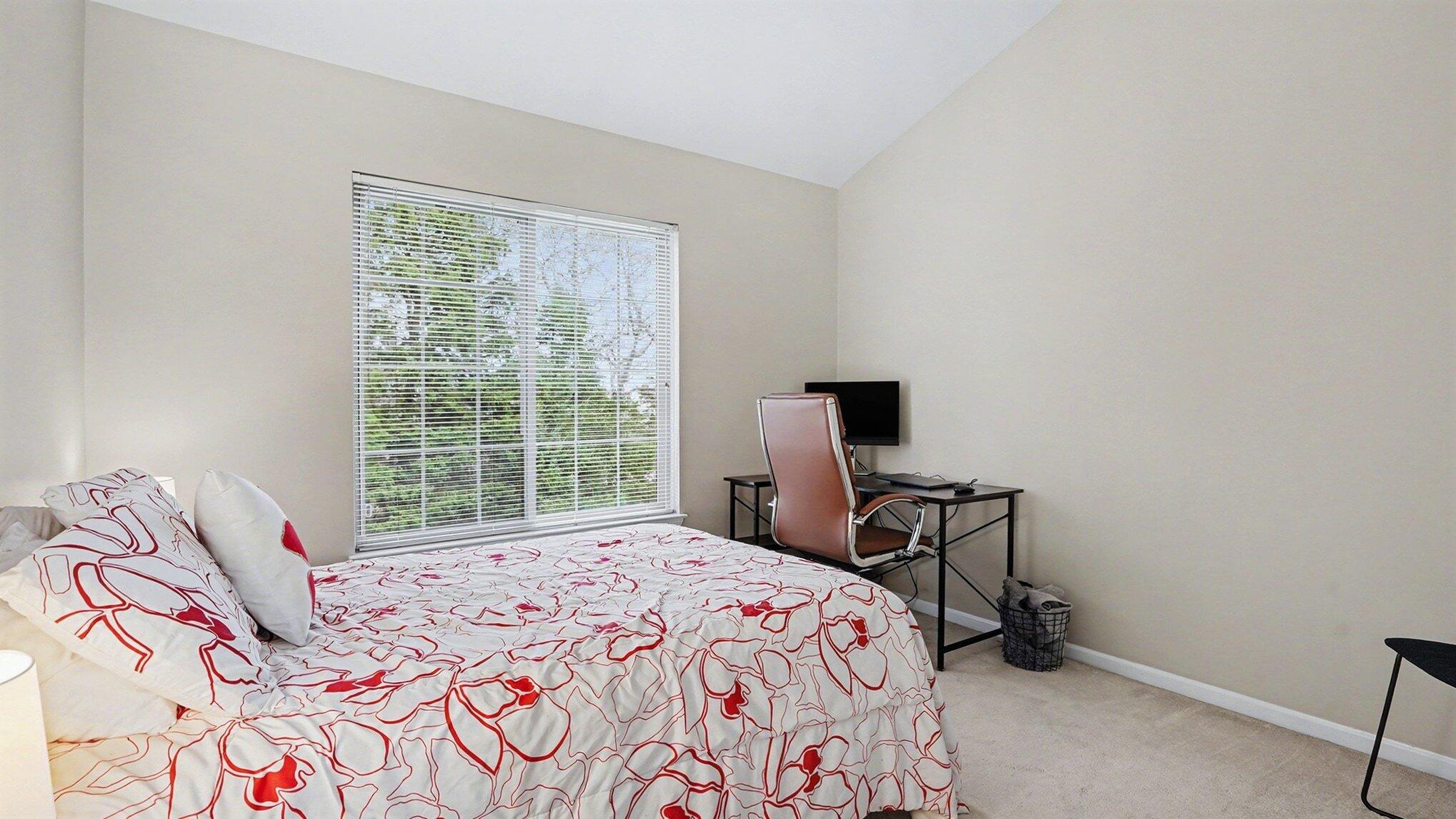 5692 Versailles Avenue