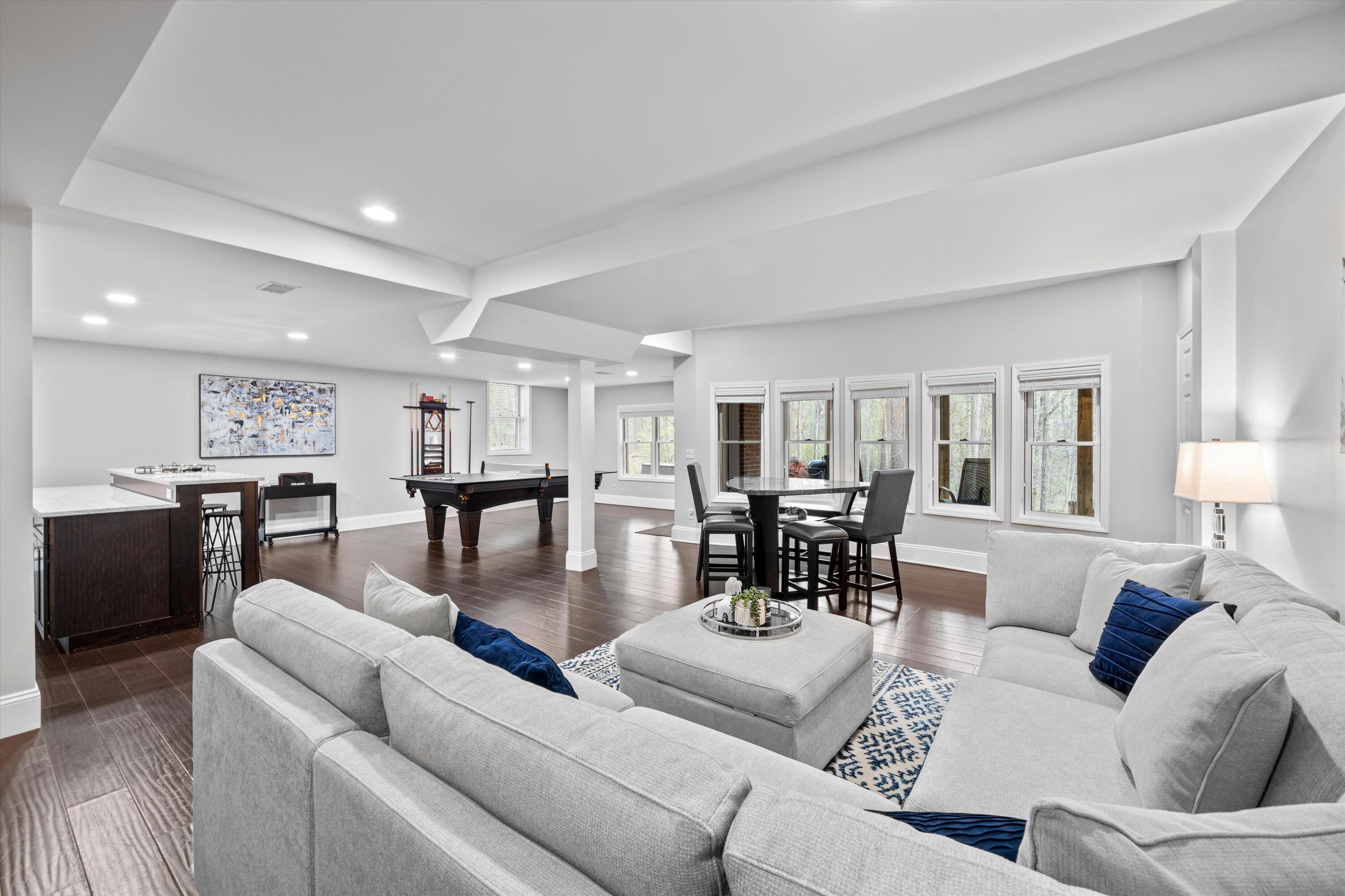 3443 Oak Park Drive