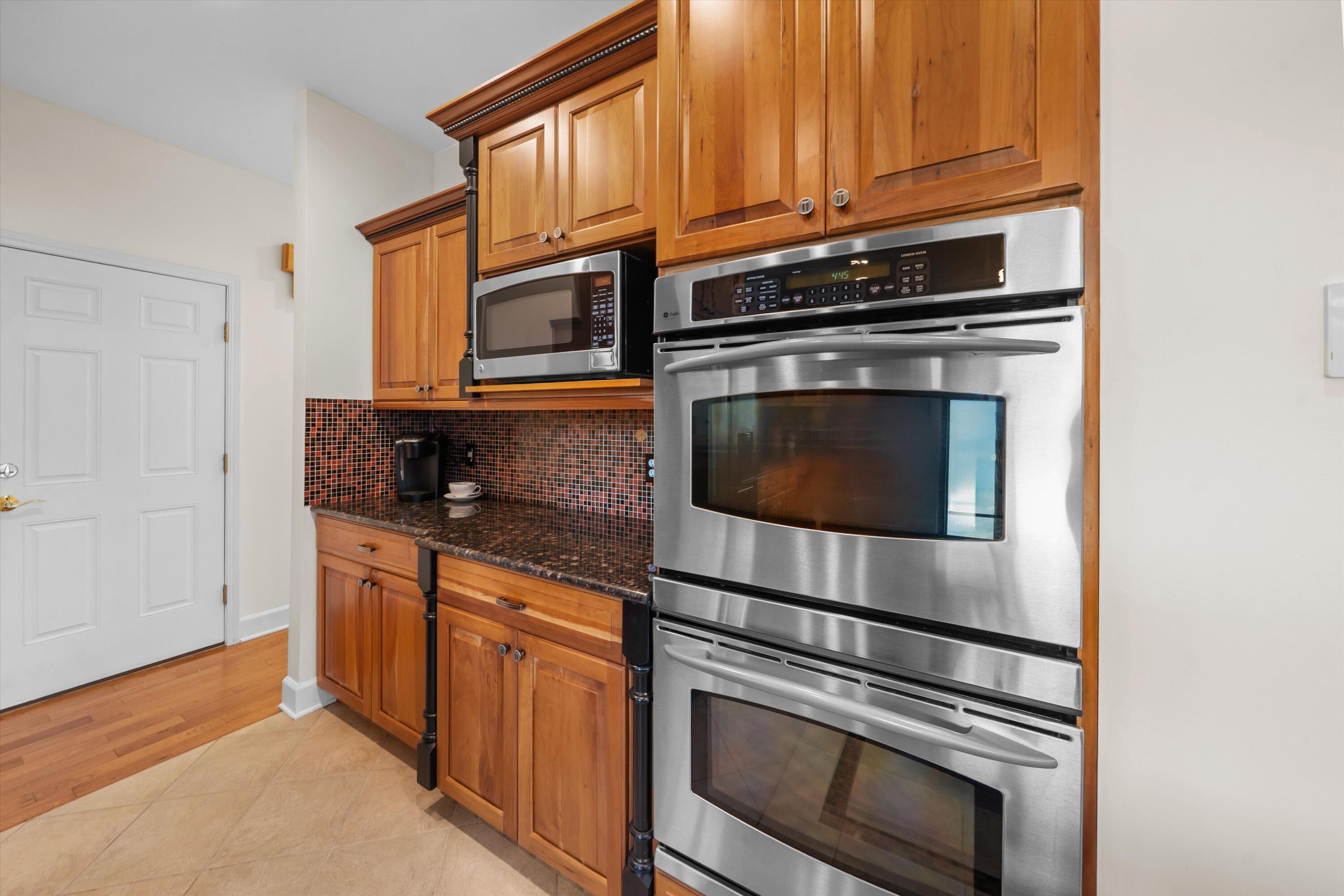3443 Oak Park Drive