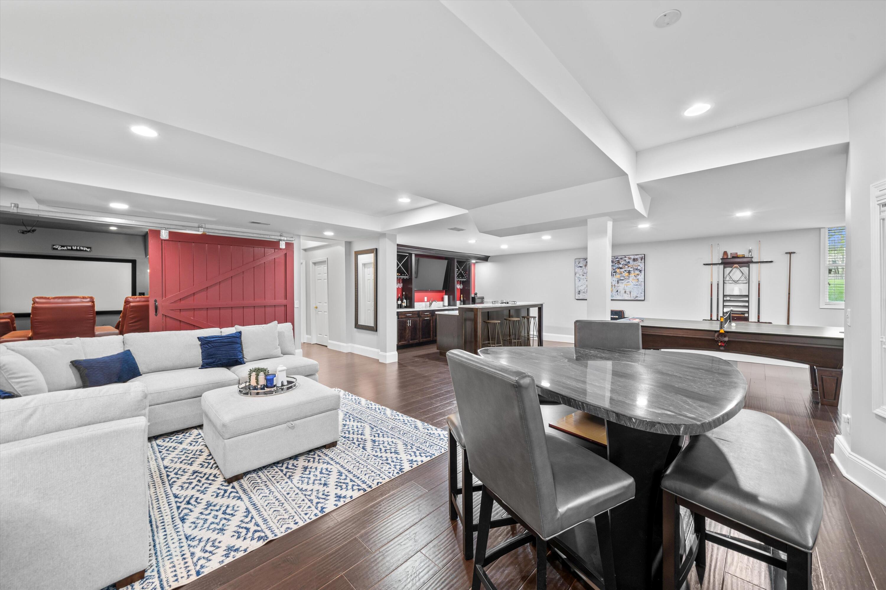 3443 Oak Park Drive