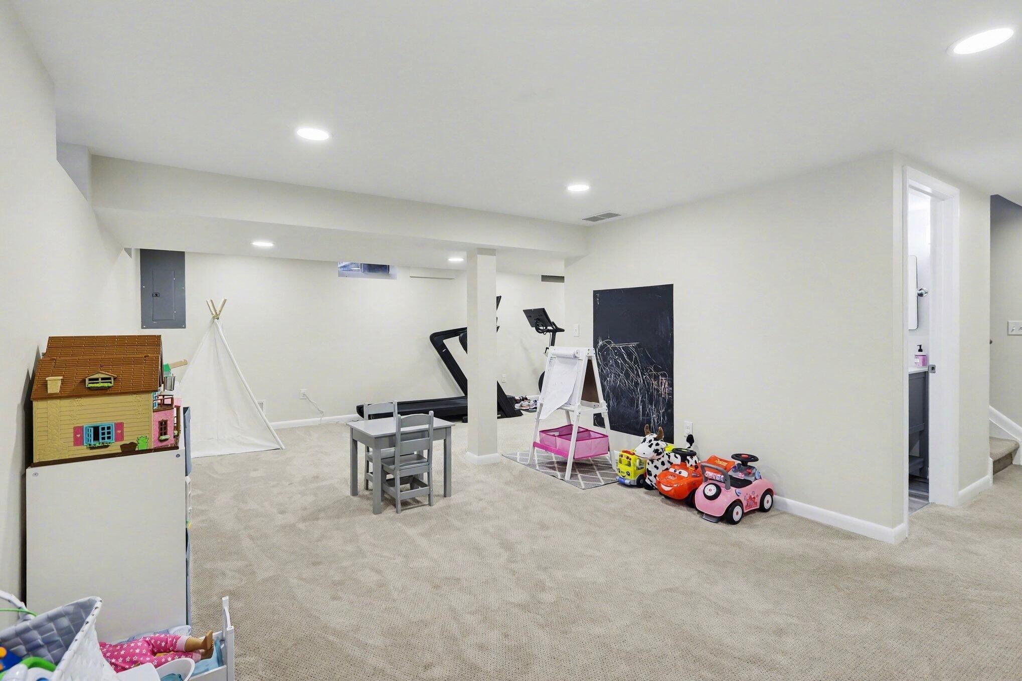 2375 Mershon Drive