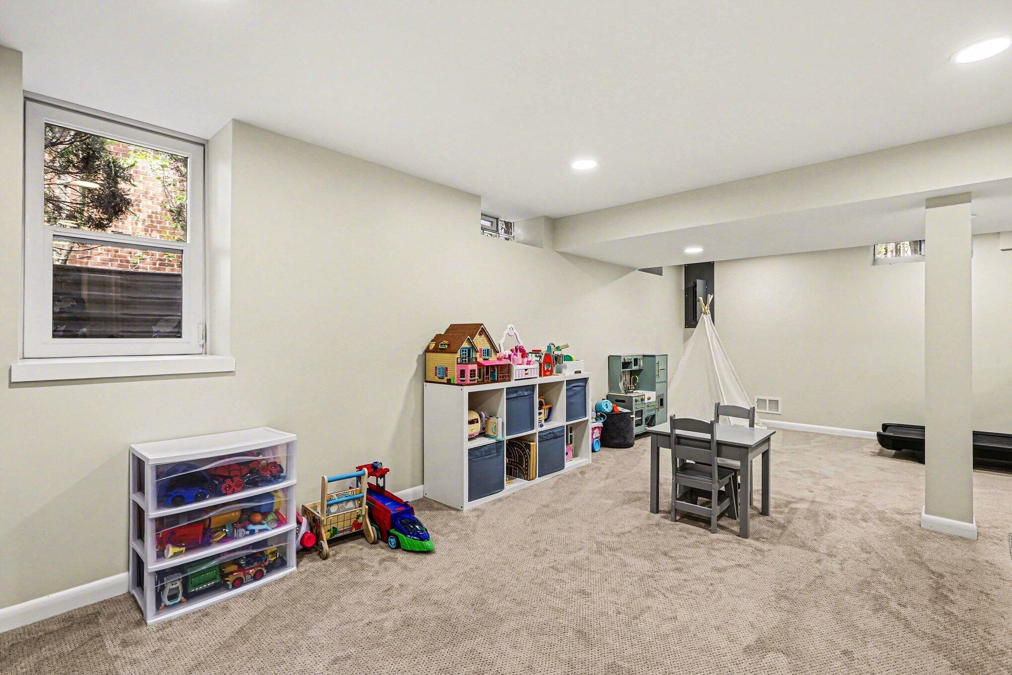2375 Mershon Drive