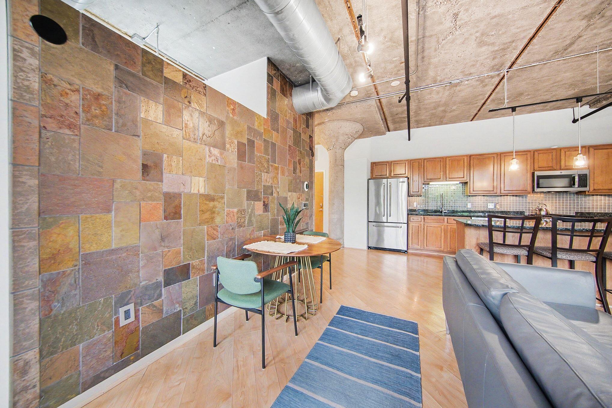 315 Second Street 216