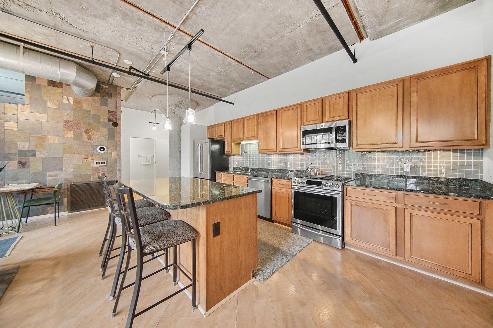 315 Second Street 216
