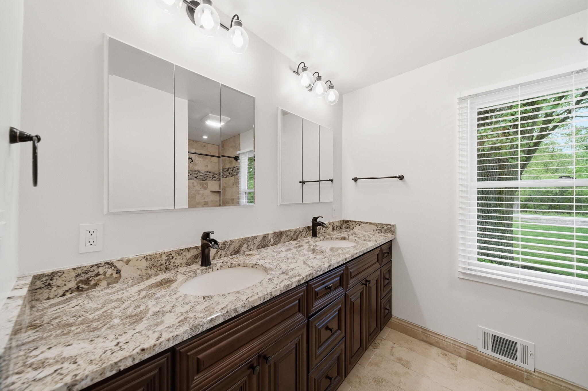 8866 Crane Road