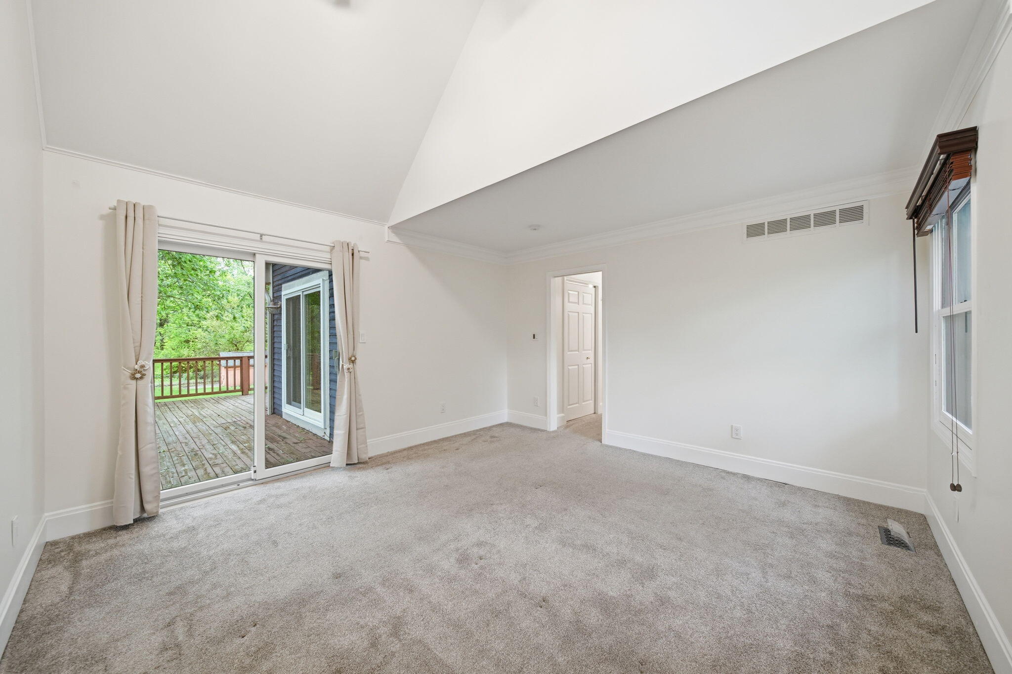 8866 Crane Road