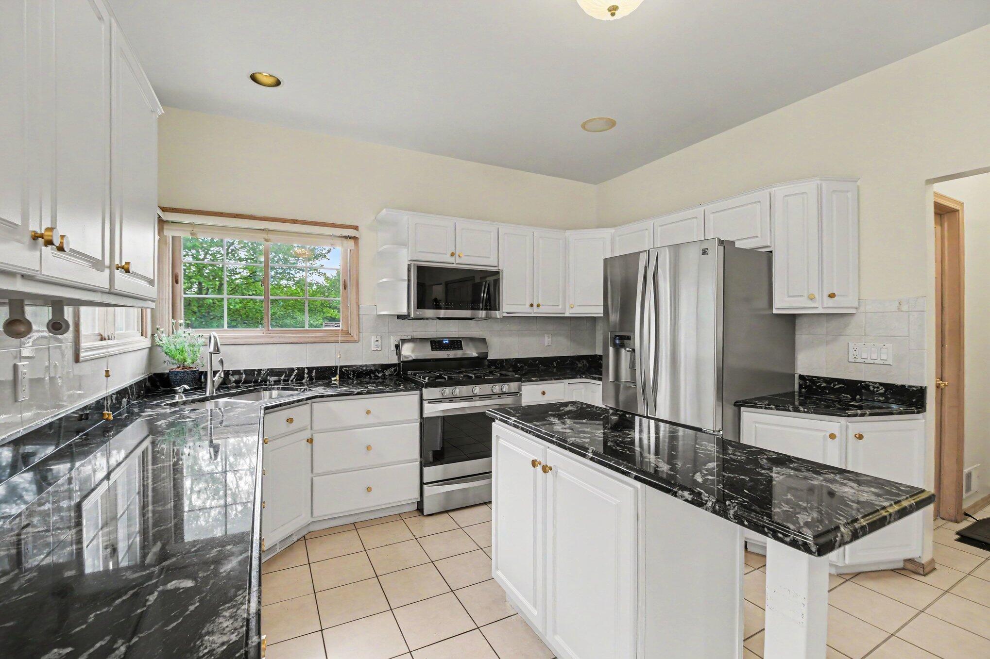 4077 Persimmon Drive
